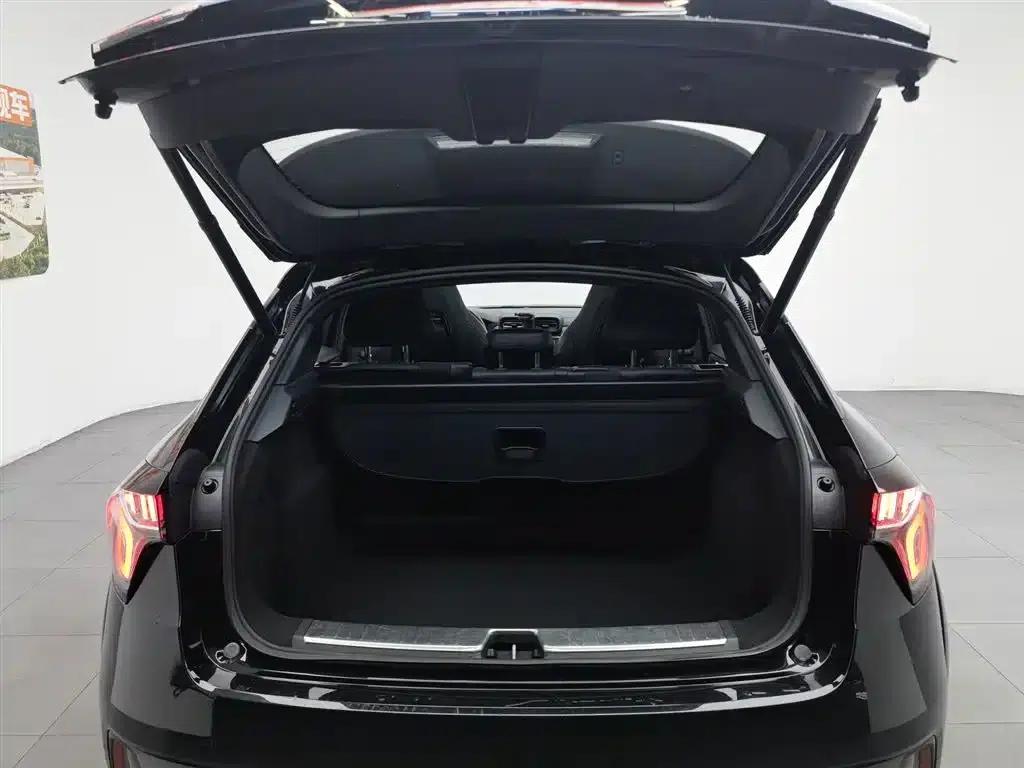 Lynk & Co 02 Hatchback 2022 2.0TD Plus — миниатюра 16