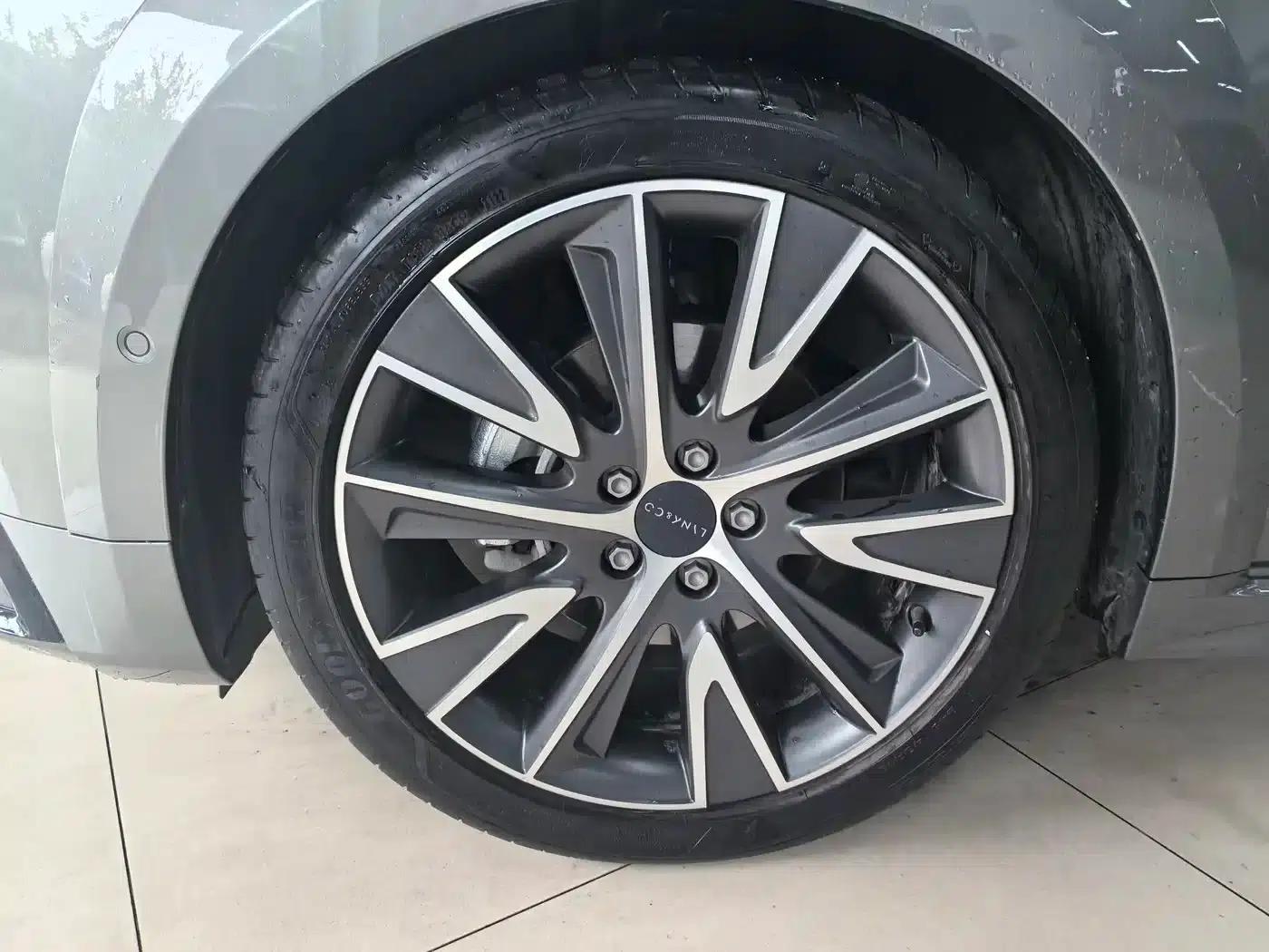 Lynk & Co 02 Hatchback 2022 2.0TD Pro — миниатюра 5