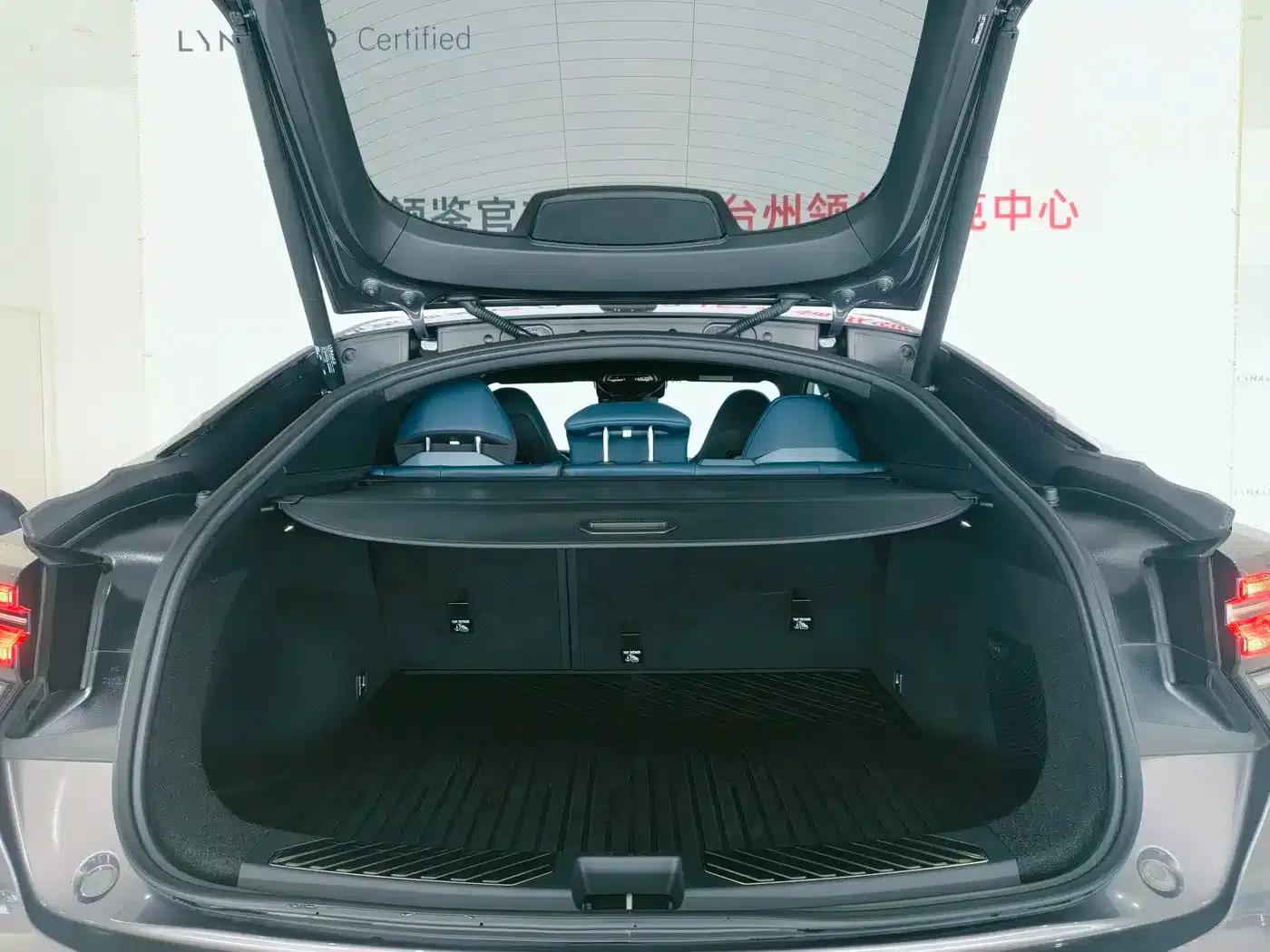 Lynk & Co 05 EM-P 2023 1.5TD EM-P — миниатюра 17