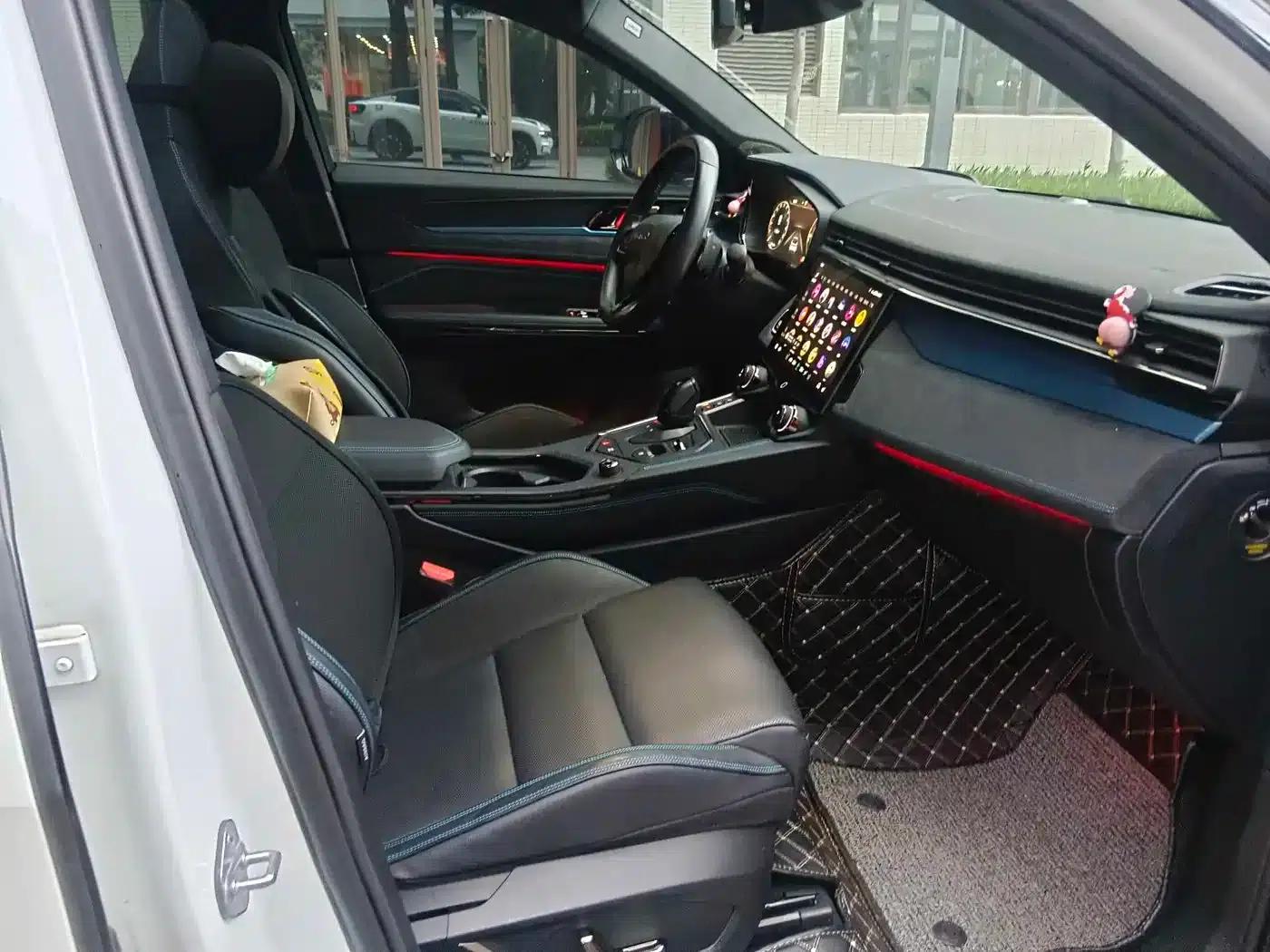 Lynk & Co 05 EM-P 2021 1.5TD PHEV HALO — миниатюра 11
