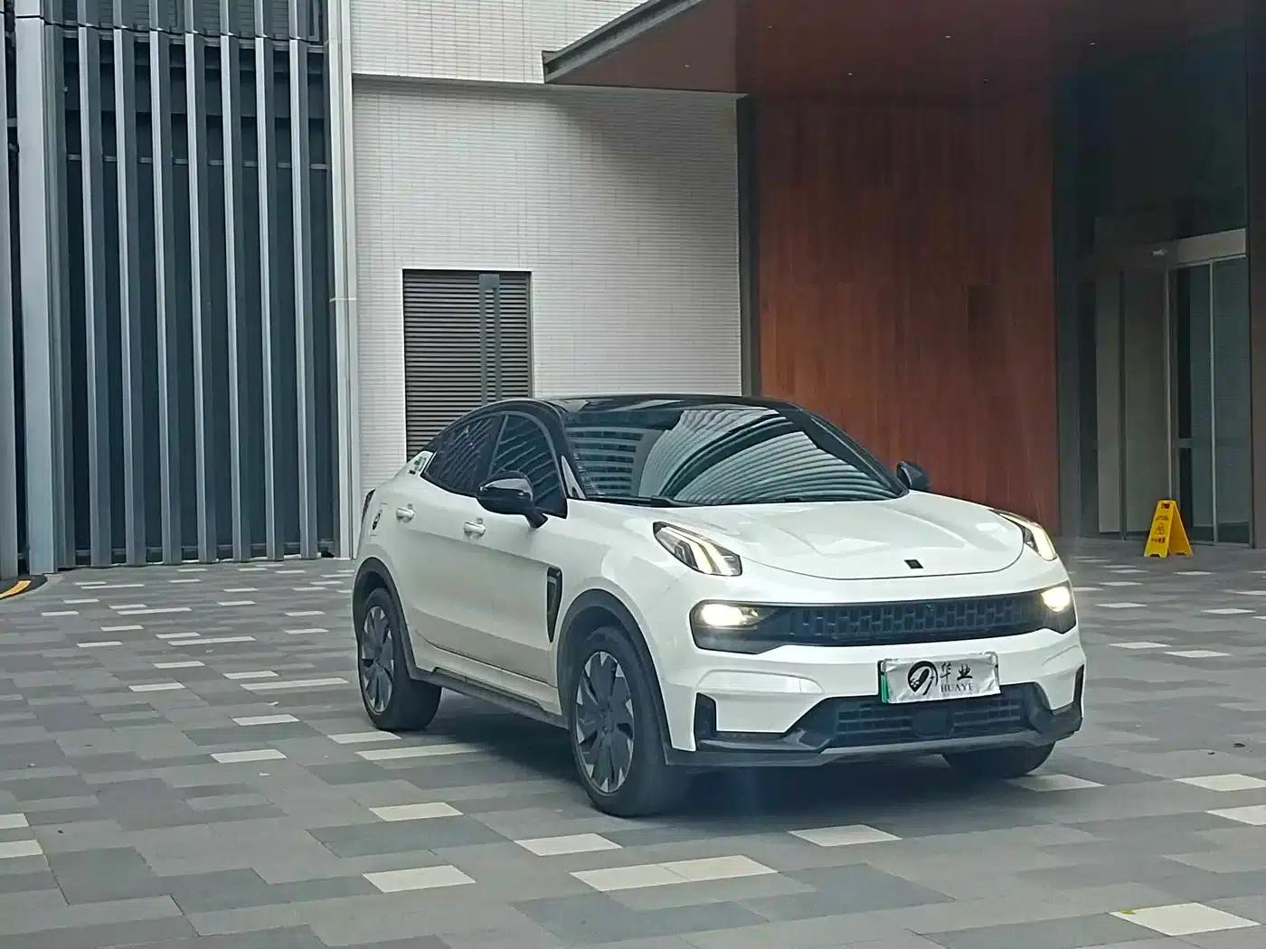 Lynk & Co 05 EM-P 2021 1.5TD PHEV HALO — миниатюра 3