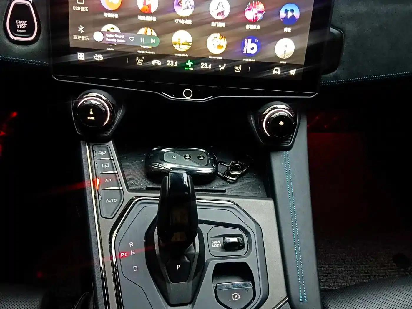 Lynk & Co 05 EM-P 2021 1.5TD PHEV HALO — миниатюра 8