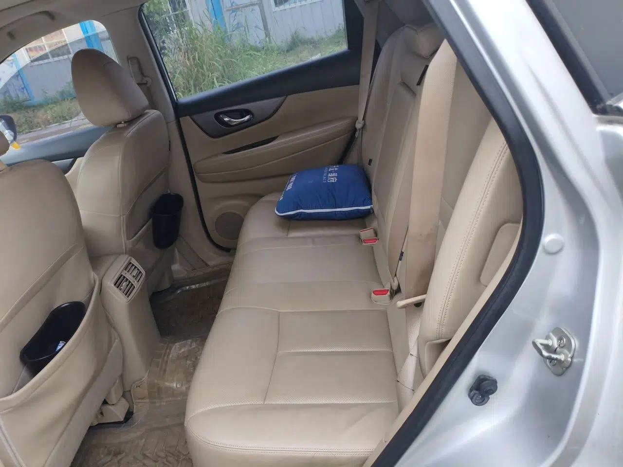 Nissan X-Trail 2014 2.0L CVT Comfort Edition 2WD — миниатюра 18