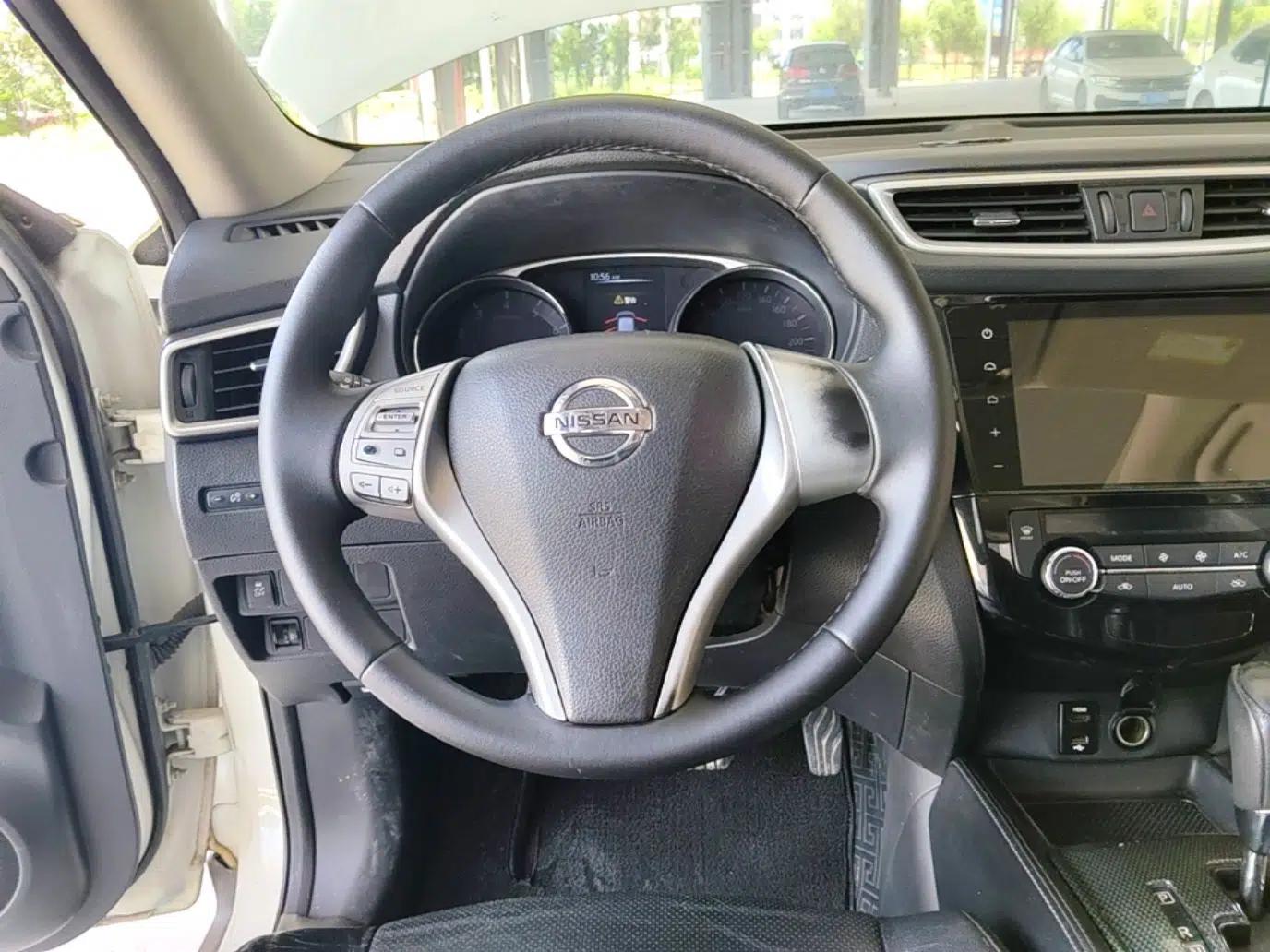 Nissan X-Trail 2015 2.0L CVT Comfort MAX Edition 2WD — миниатюра 14