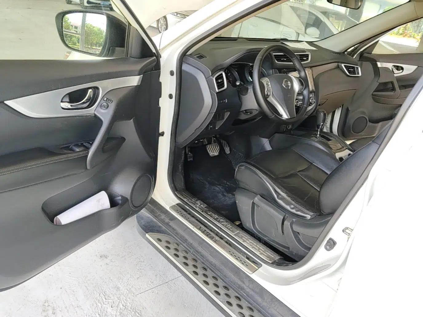 Nissan X-Trail 2015 2.0L CVT Comfort MAX Edition 2WD — миниатюра 19