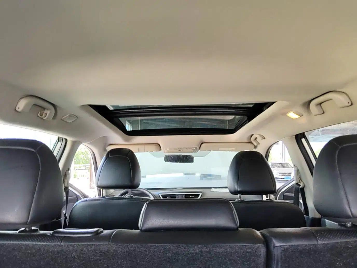Nissan X-Trail 2015 2.0L CVT Comfort MAX Edition 2WD — миниатюра 21