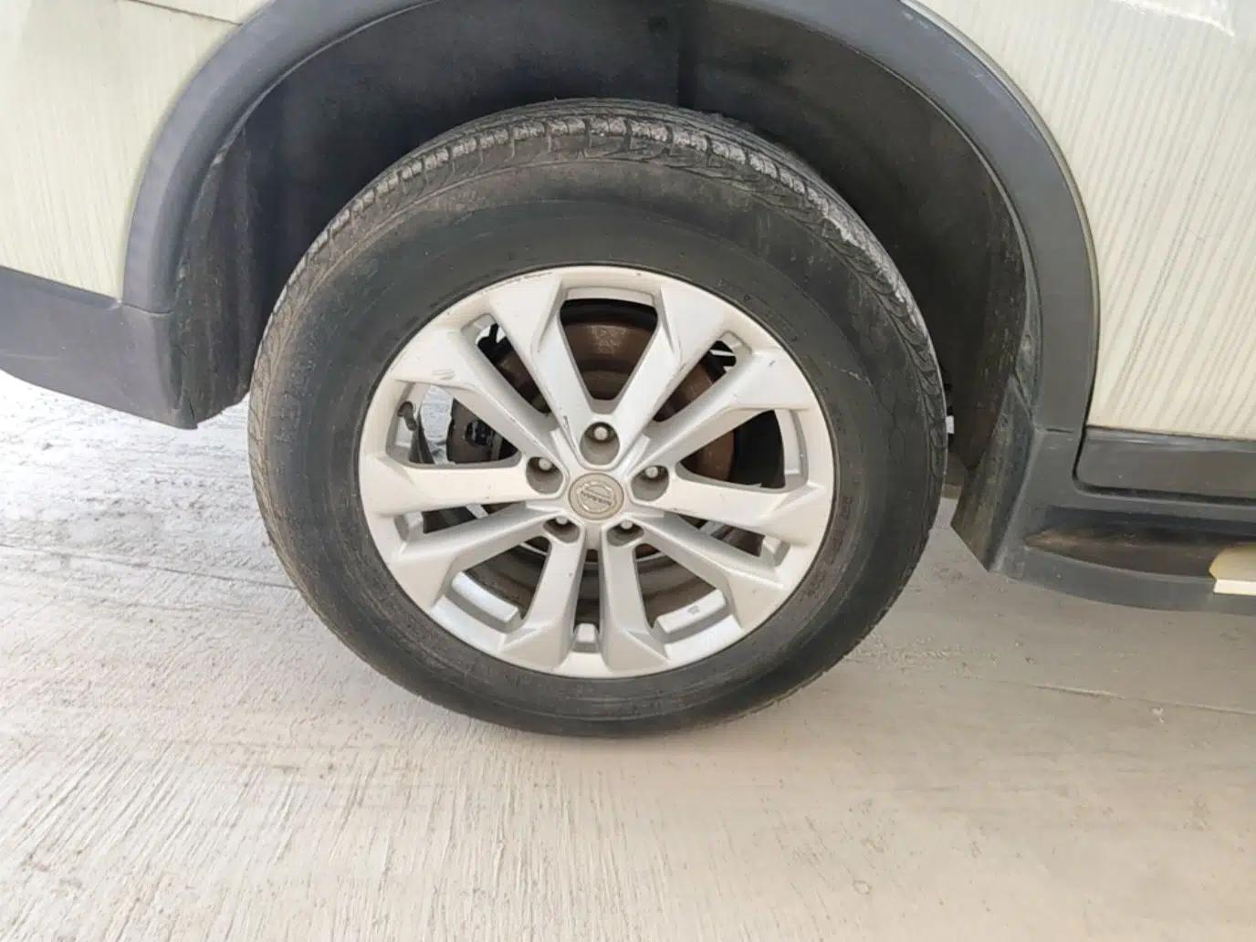 Nissan X-Trail 2015 2.0L CVT Comfort MAX Edition 2WD — миниатюра 10