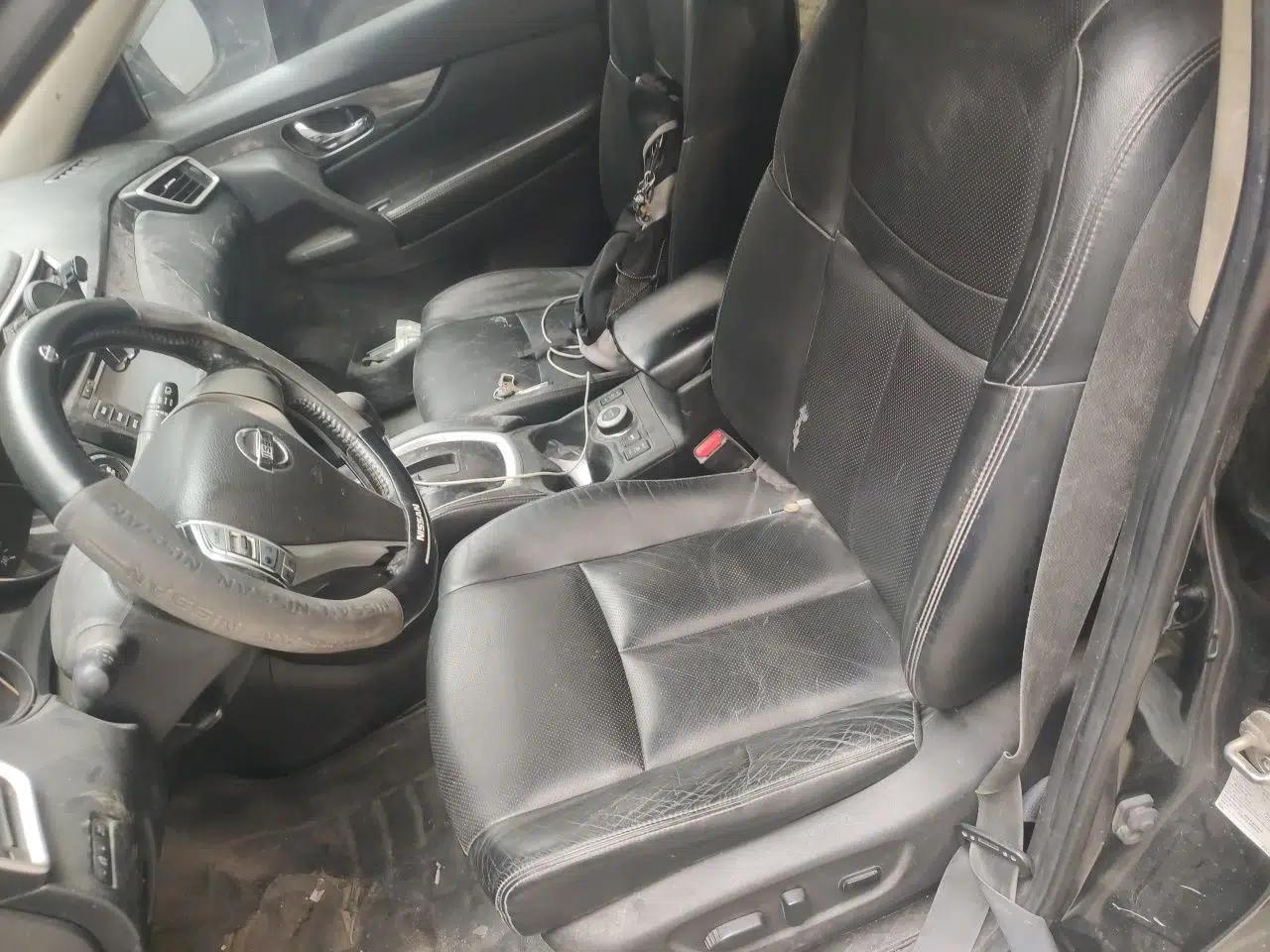 Nissan X-Trail 2014 2.5L CVT Luxury Edition 4WD — миниатюра 16