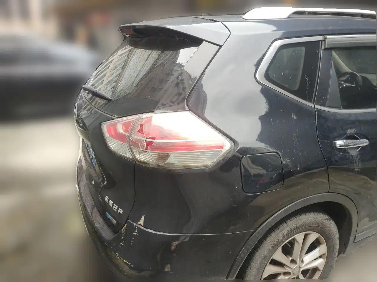 Nissan X-Trail 2014 2.5L CVT Luxury Edition 4WD — миниатюра 6
