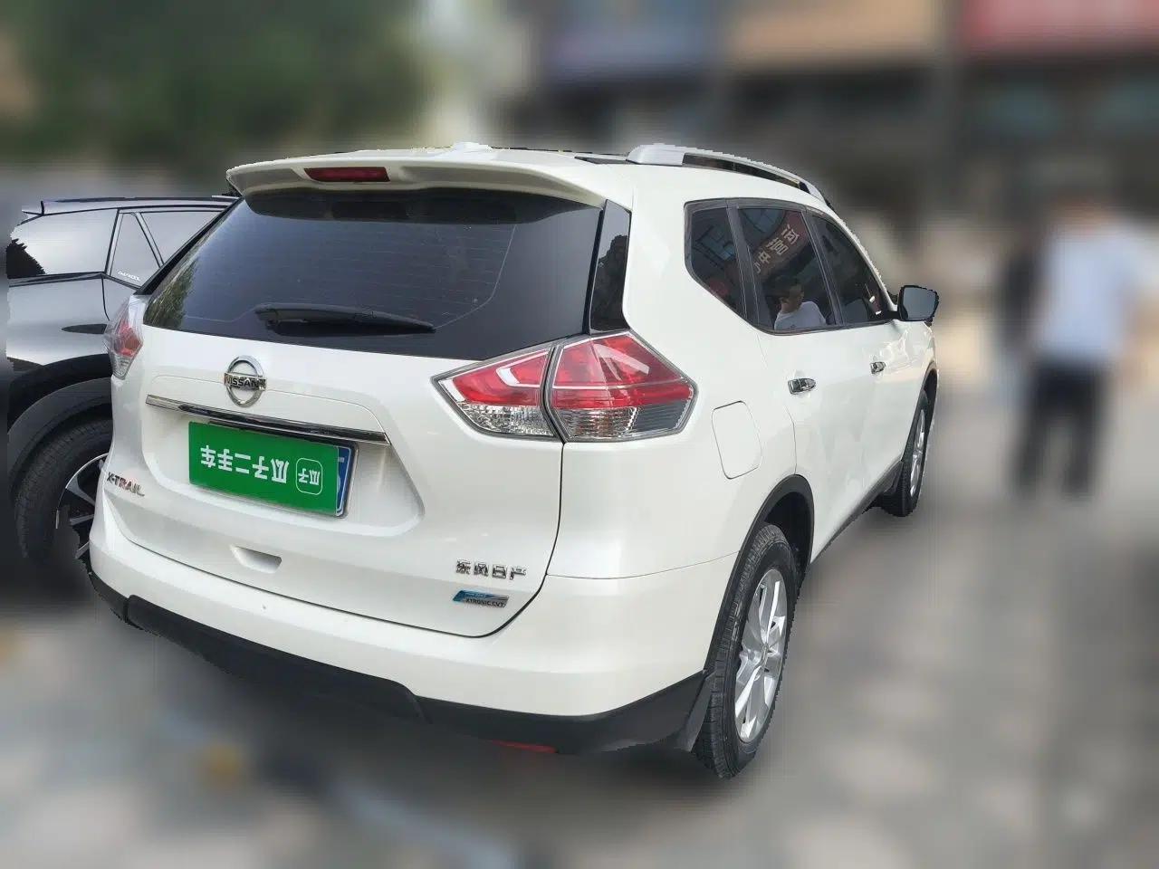 Nissan X-Trail 2014 2.0L CVT Comfort Edition 2WD — миниатюра 6