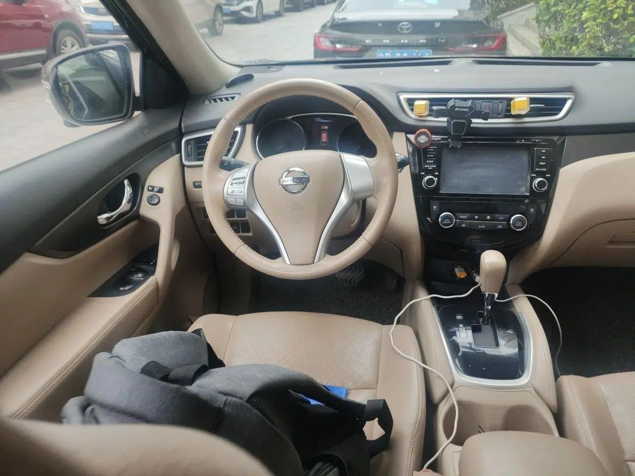 Nissan X-Trail 2014 2.0L CVT Comfort Edition 2WD — миниатюра 11