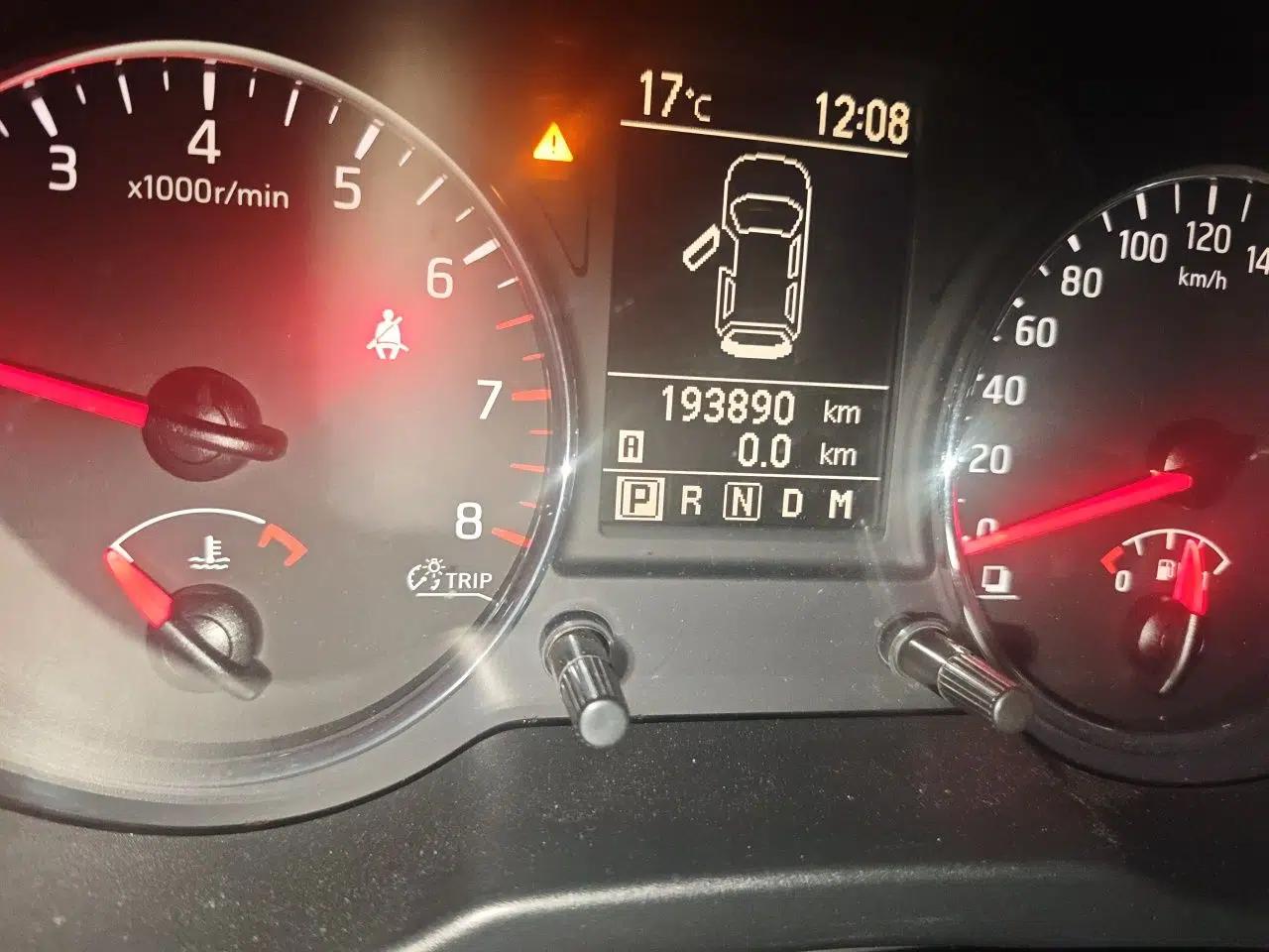 Nissan X-Trail 2012 2.5L CVT Luxury Edition 4WD — миниатюра 13