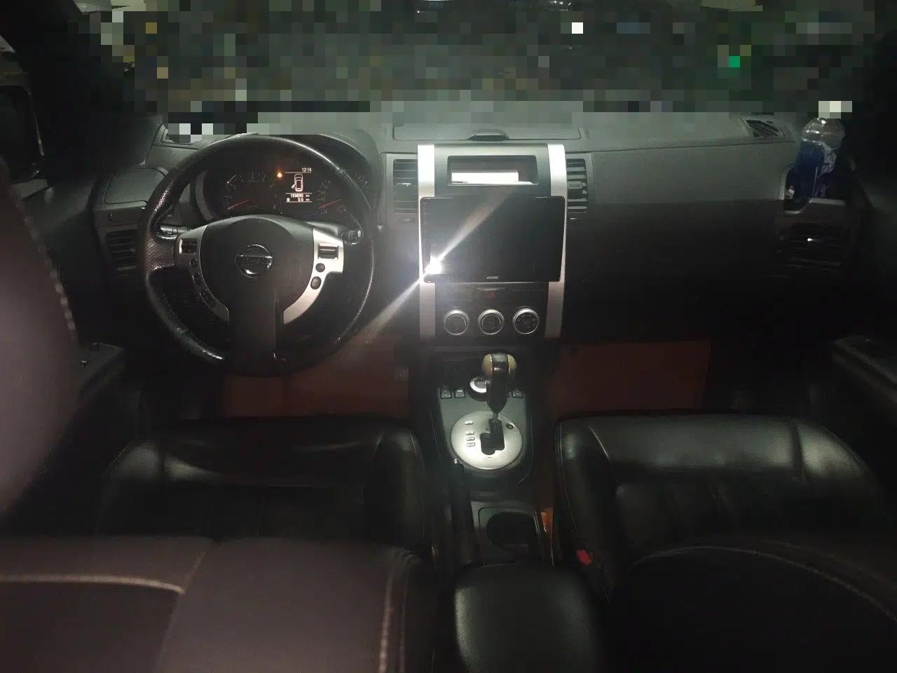 Nissan X-Trail 2012 2.5L CVT Luxury Edition 4WD — миниатюра 10