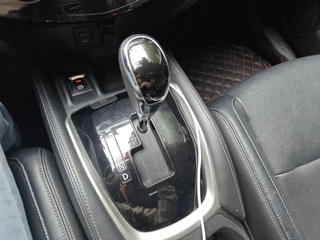 Nissan X-Trail 2020 2.0L XL ITS CVT 2WD SmartConnect Comfort Edition — миниатюра 15