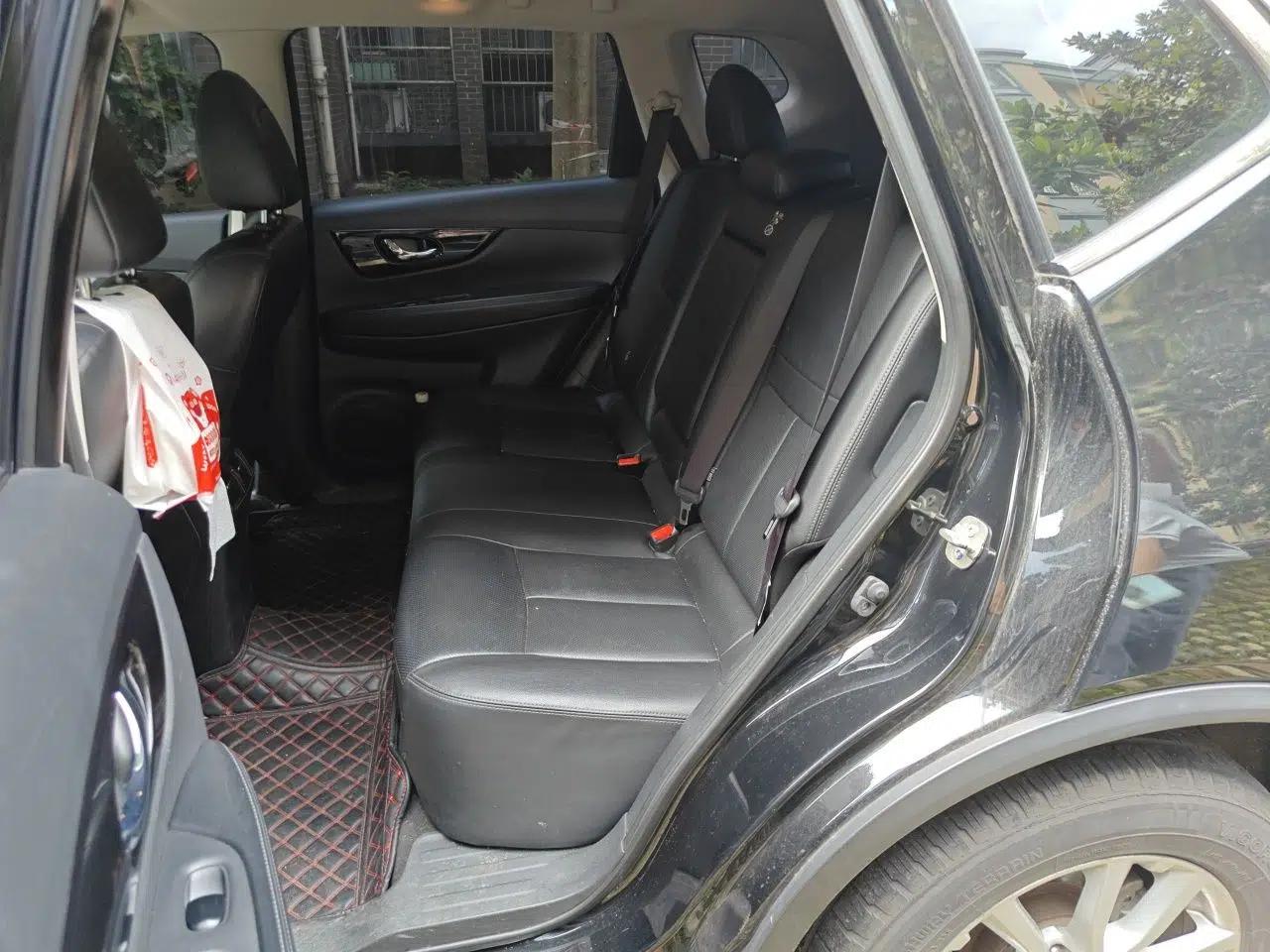 Nissan X-Trail 2020 2.0L XL ITS CVT 2WD SmartConnect Comfort Edition — миниатюра 18