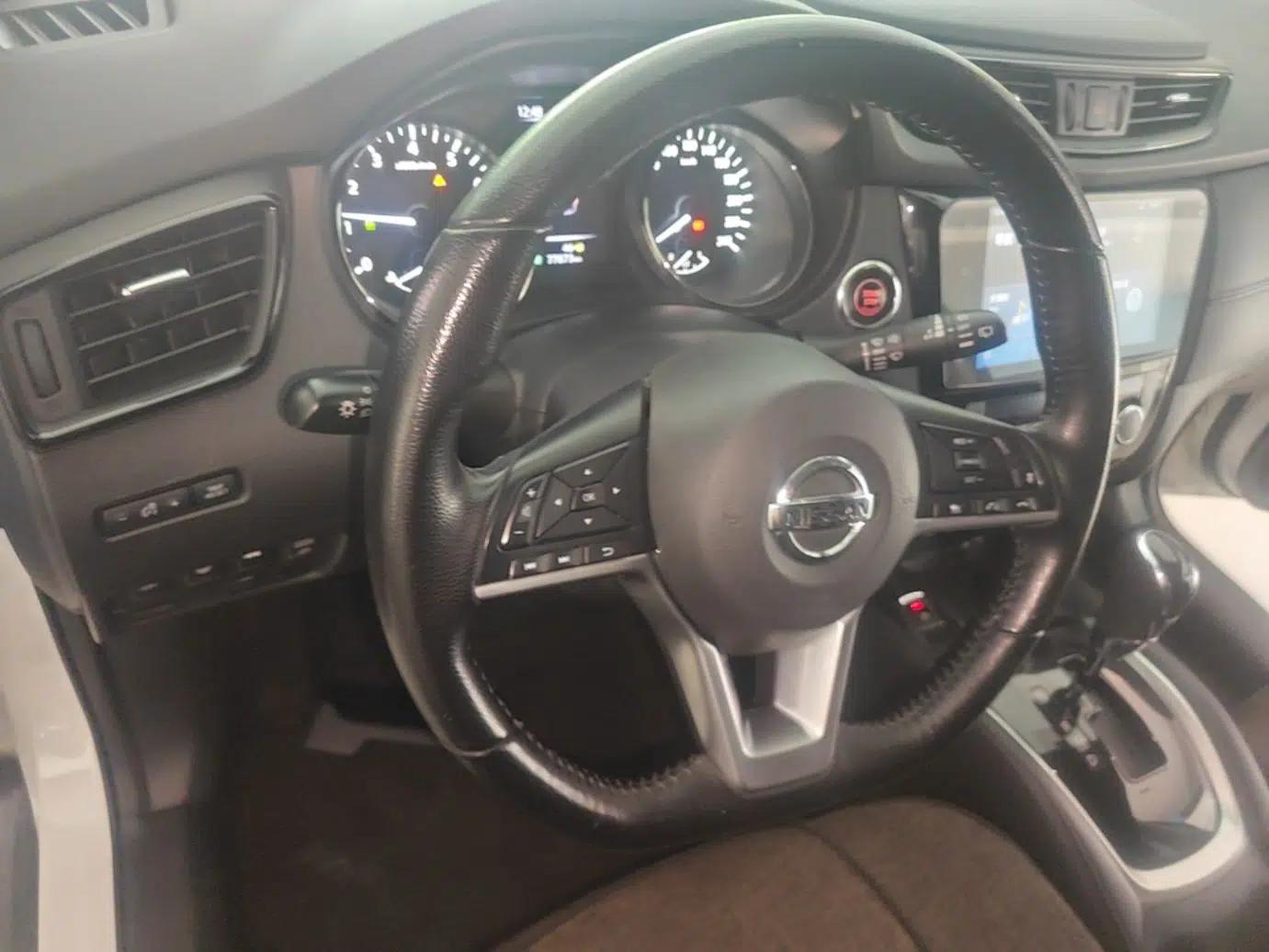 Nissan X-Trail 2019 2.5L CVT Smart Connect Luxury Edition 4WD — миниатюра 14