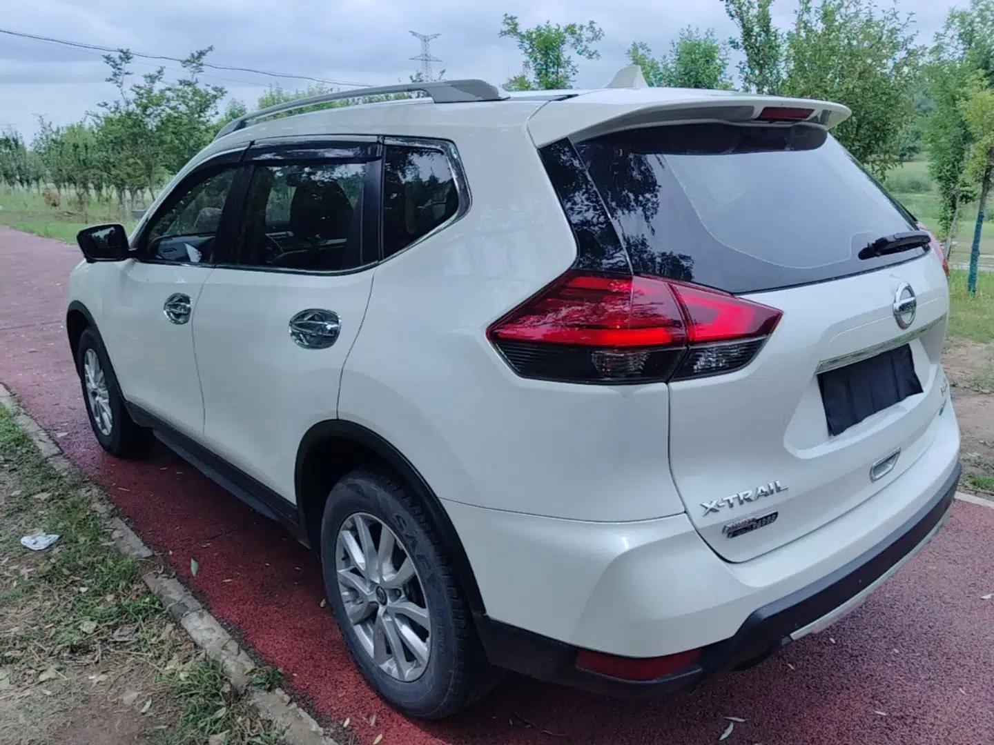 Nissan X-Trail 2017 2.0L CVT Comfort Edition 2WD — миниатюра 7