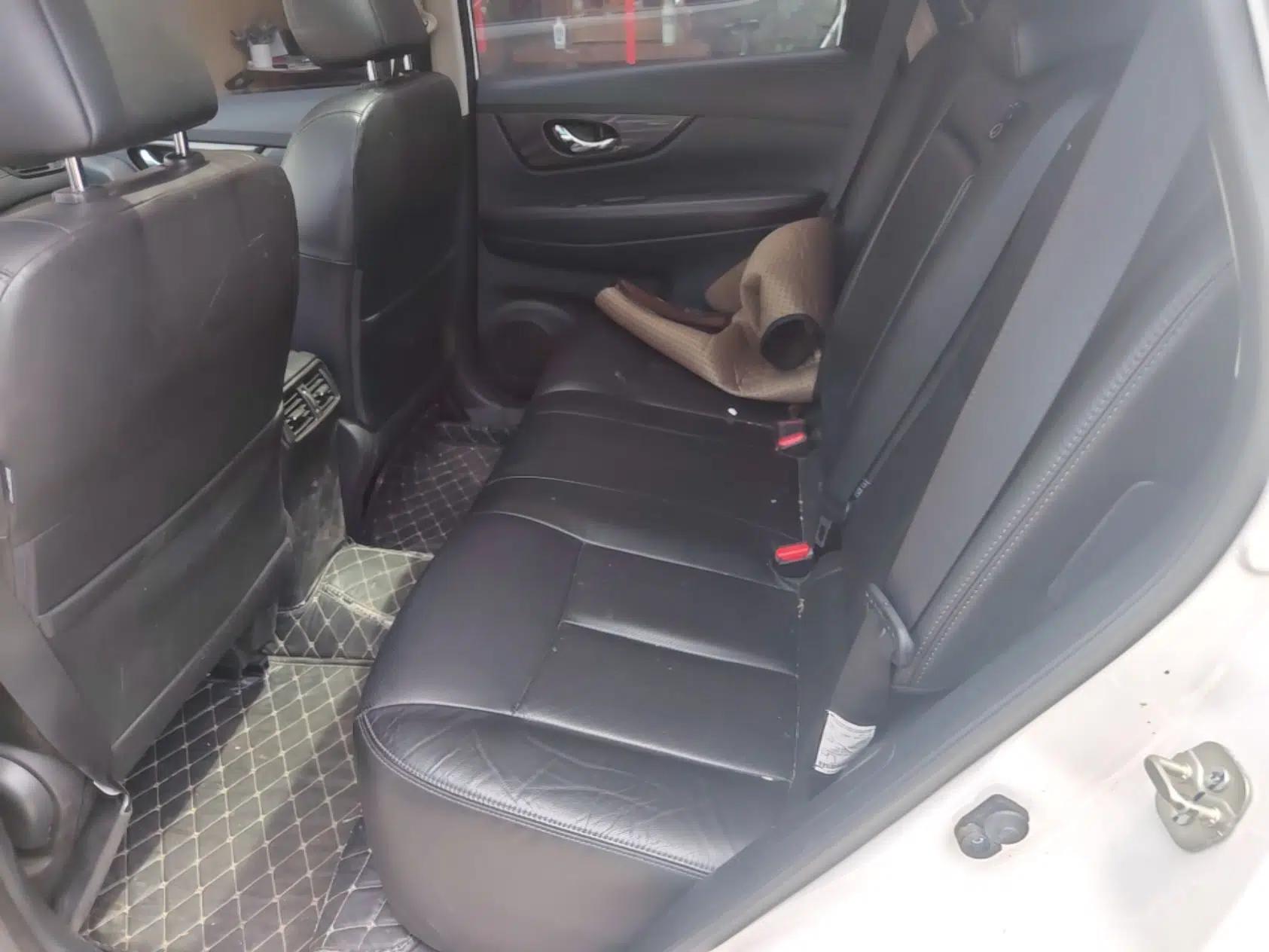 Nissan X-Trail 2017 2.0L CVT Comfort Edition 2WD — миниатюра 20