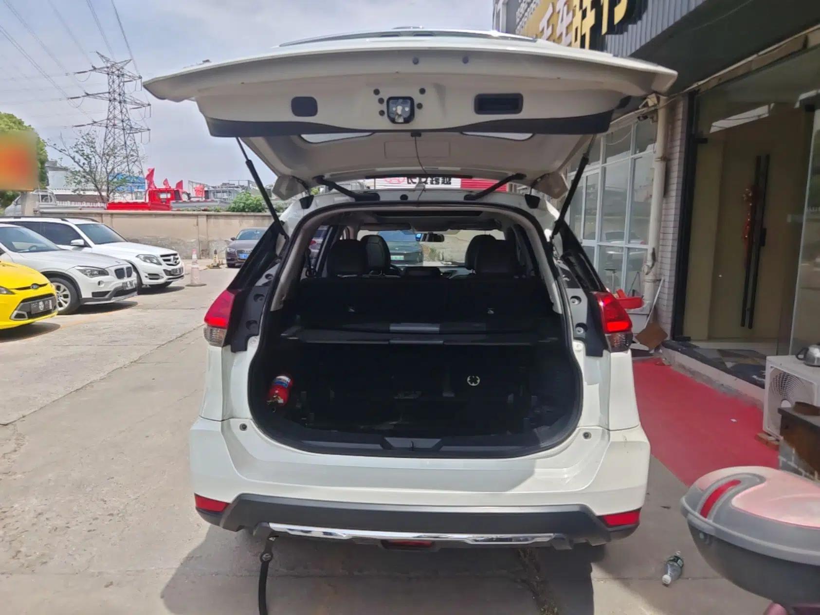 Nissan X-Trail 2017 2.0L CVT Comfort Edition 2WD — миниатюра 22