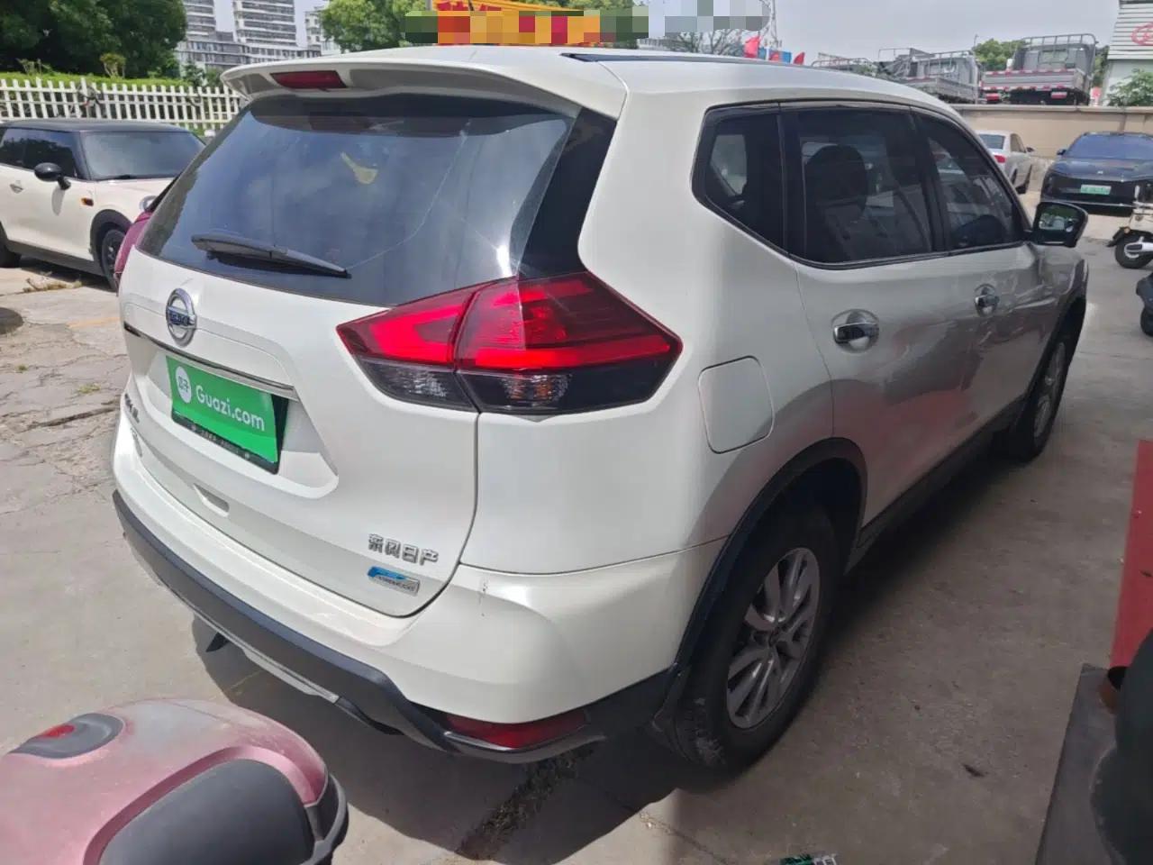 Nissan X-Trail 2017 2.0L CVT Comfort Edition 2WD — миниатюра 6