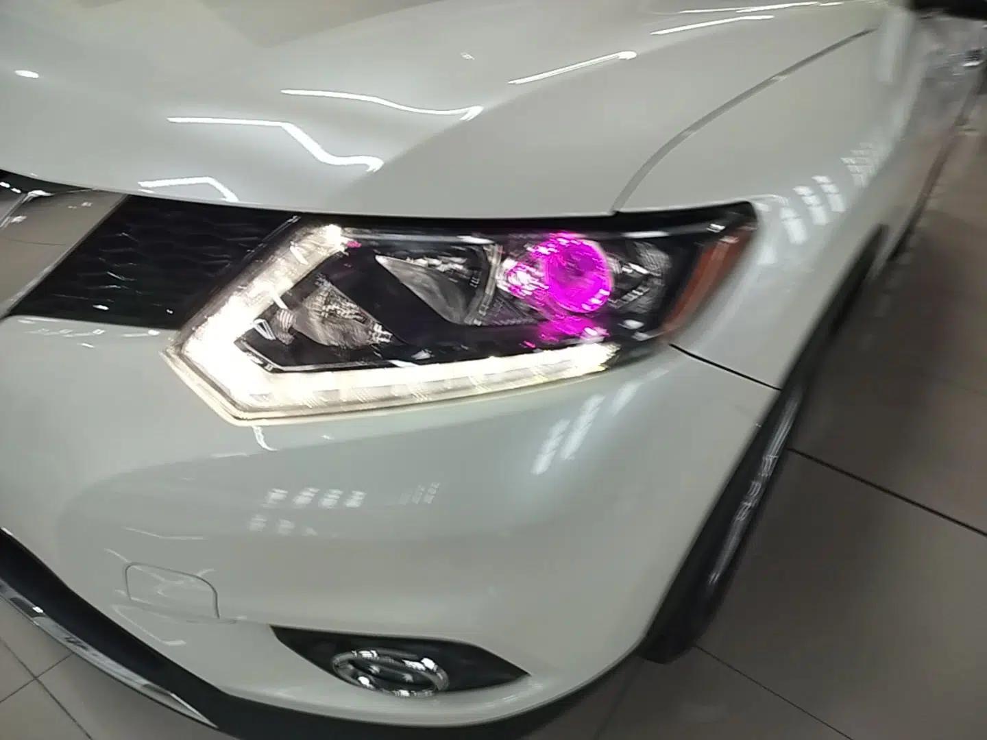 Nissan X-Trail 2014 2.0L CVT Comfort Edition 2WD — миниатюра 9
