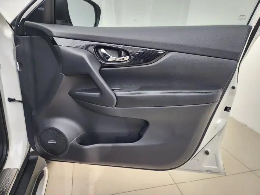 Nissan X-Trail 2019 2.5L CVT Smart Connect Luxury Edition 4WD — миниатюра 26