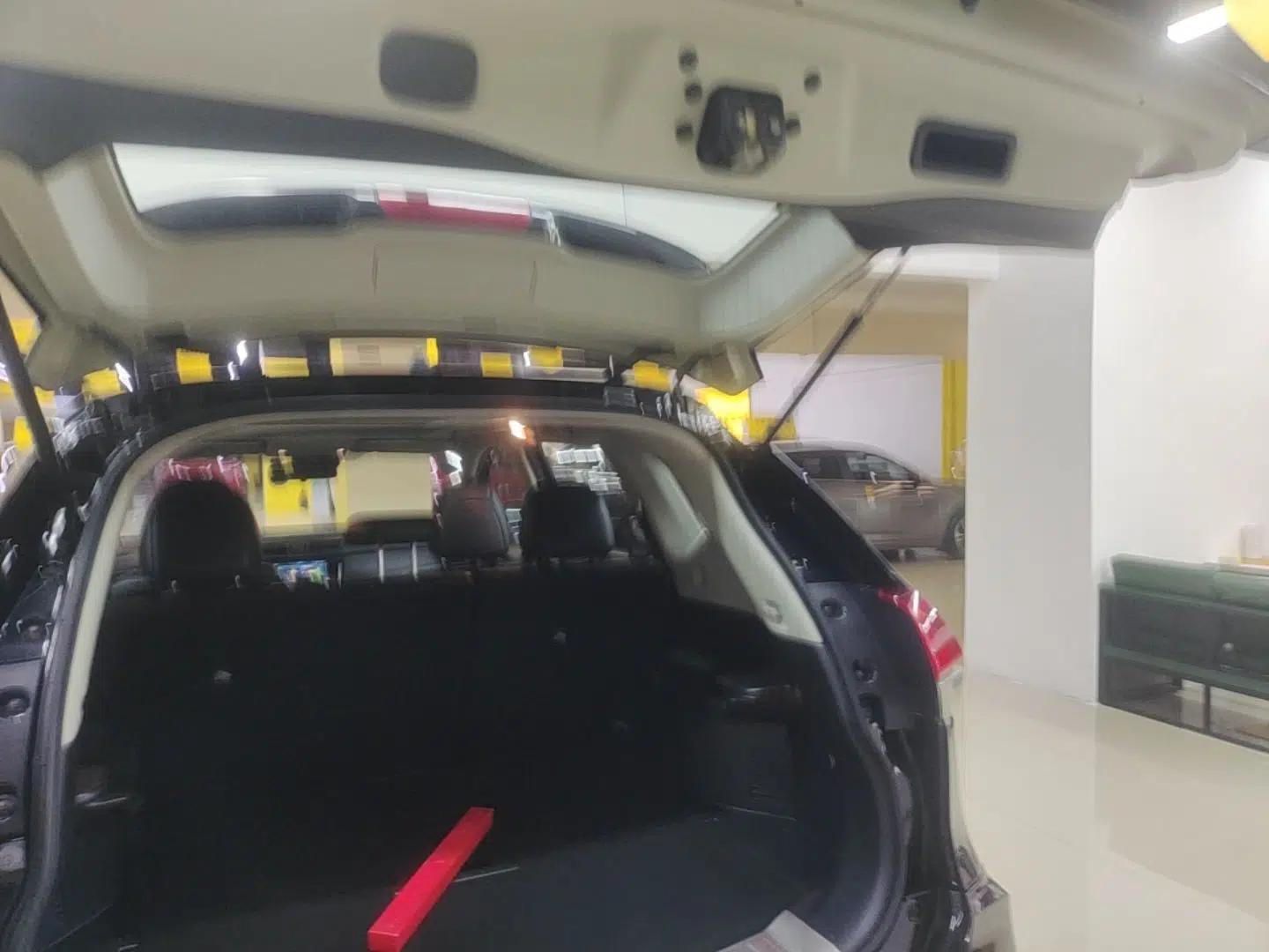 Nissan X-Trail 2019 2.0L CVT Smart Connect Comfort Edition 2WD — миниатюра 22