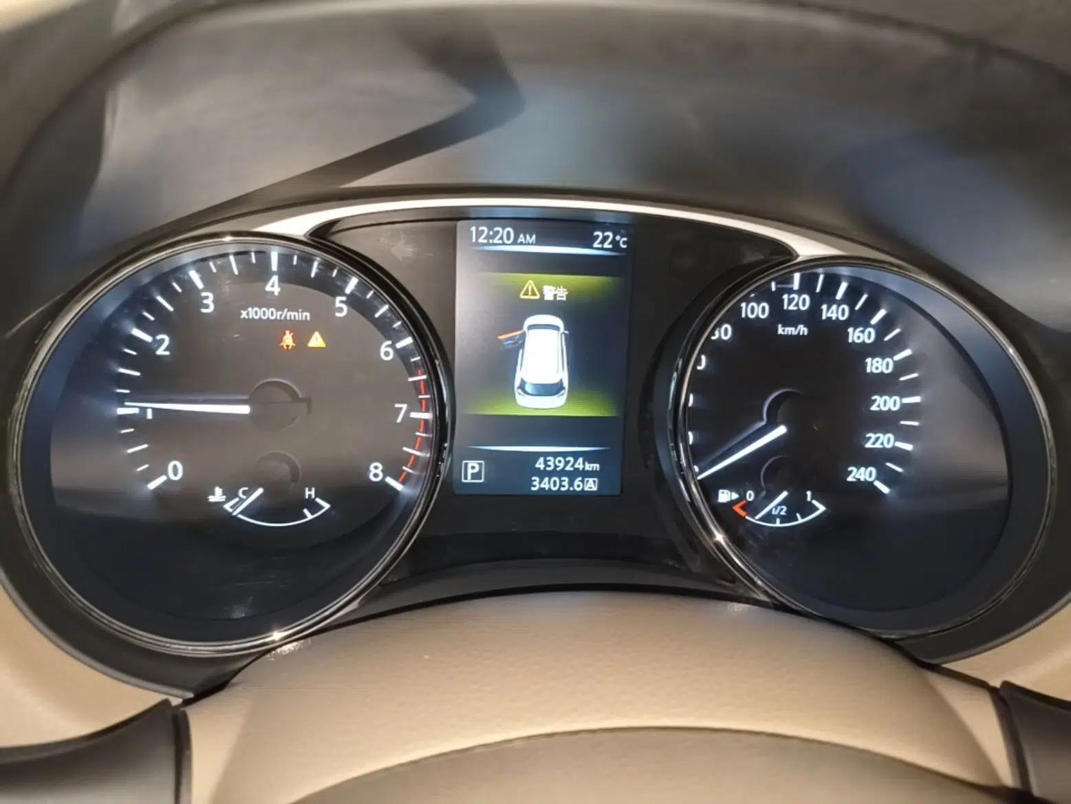Nissan X-Trail 2016 2.0L CVT Smart Enjoyment Version 4WD — миниатюра 15