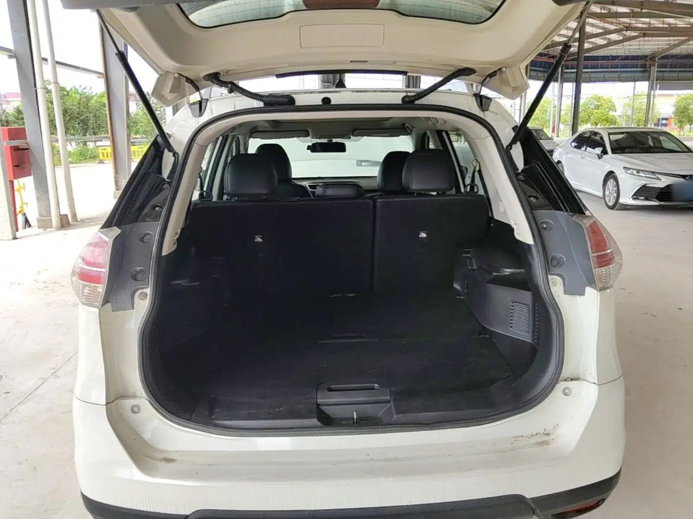 Nissan X-Trail 2014 2.0L CVT Comfort Edition 2WD — миниатюра 22