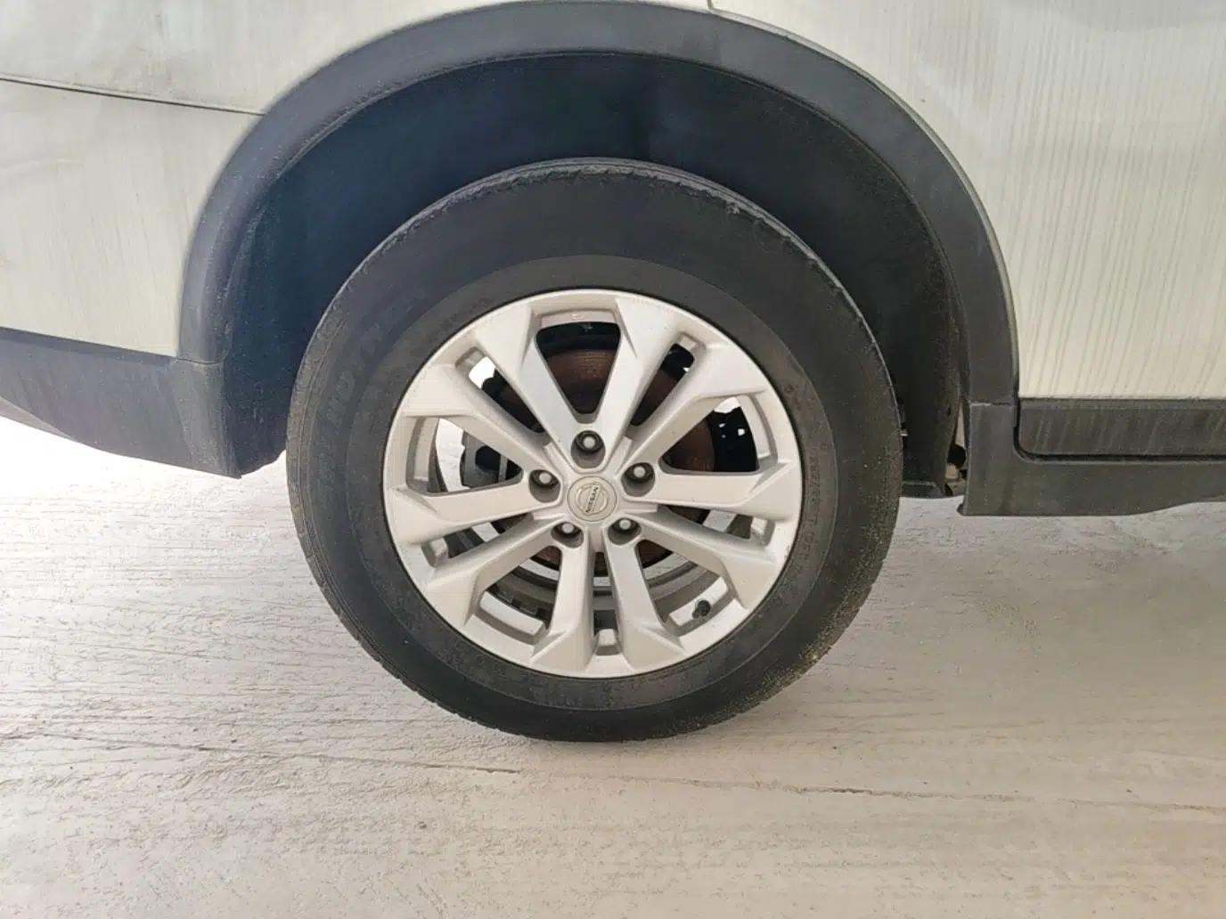 Nissan X-Trail 2014 2.0L CVT Comfort Edition 2WD — миниатюра 10