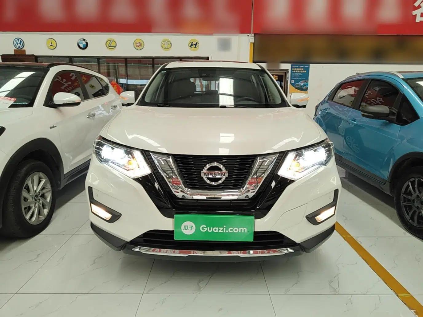 Nissan X-Trail 2020 2.0L XL Premium CVT 2WD SmartConnect Luxury Edition — миниатюра 2