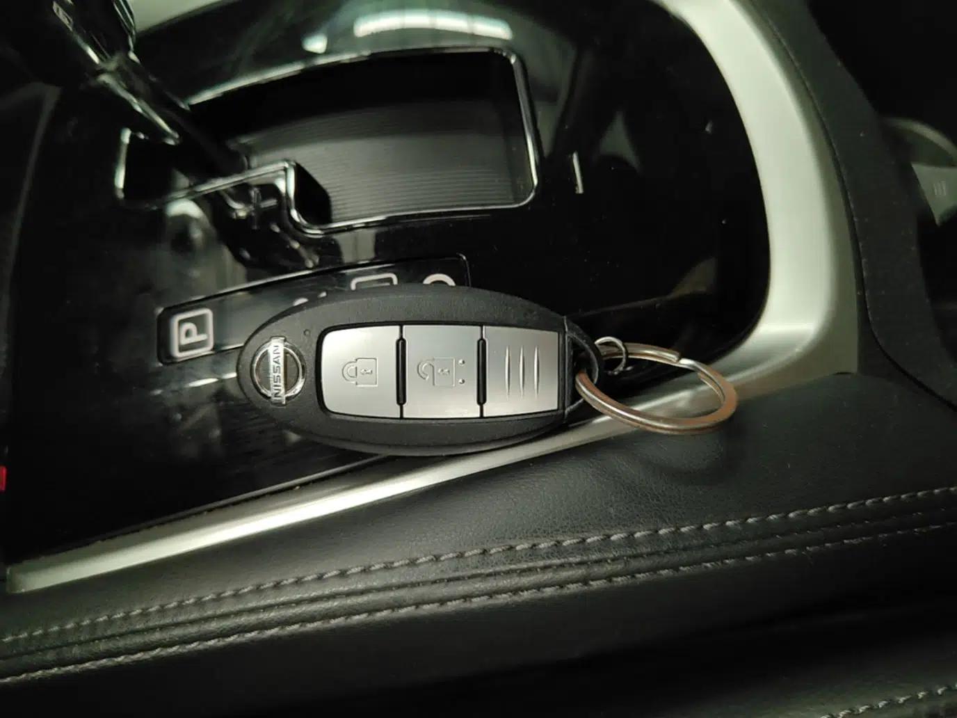 Nissan X-Trail 2020 2.0L XL Premium CVT 2WD SmartConnect Luxury Edition — миниатюра 12