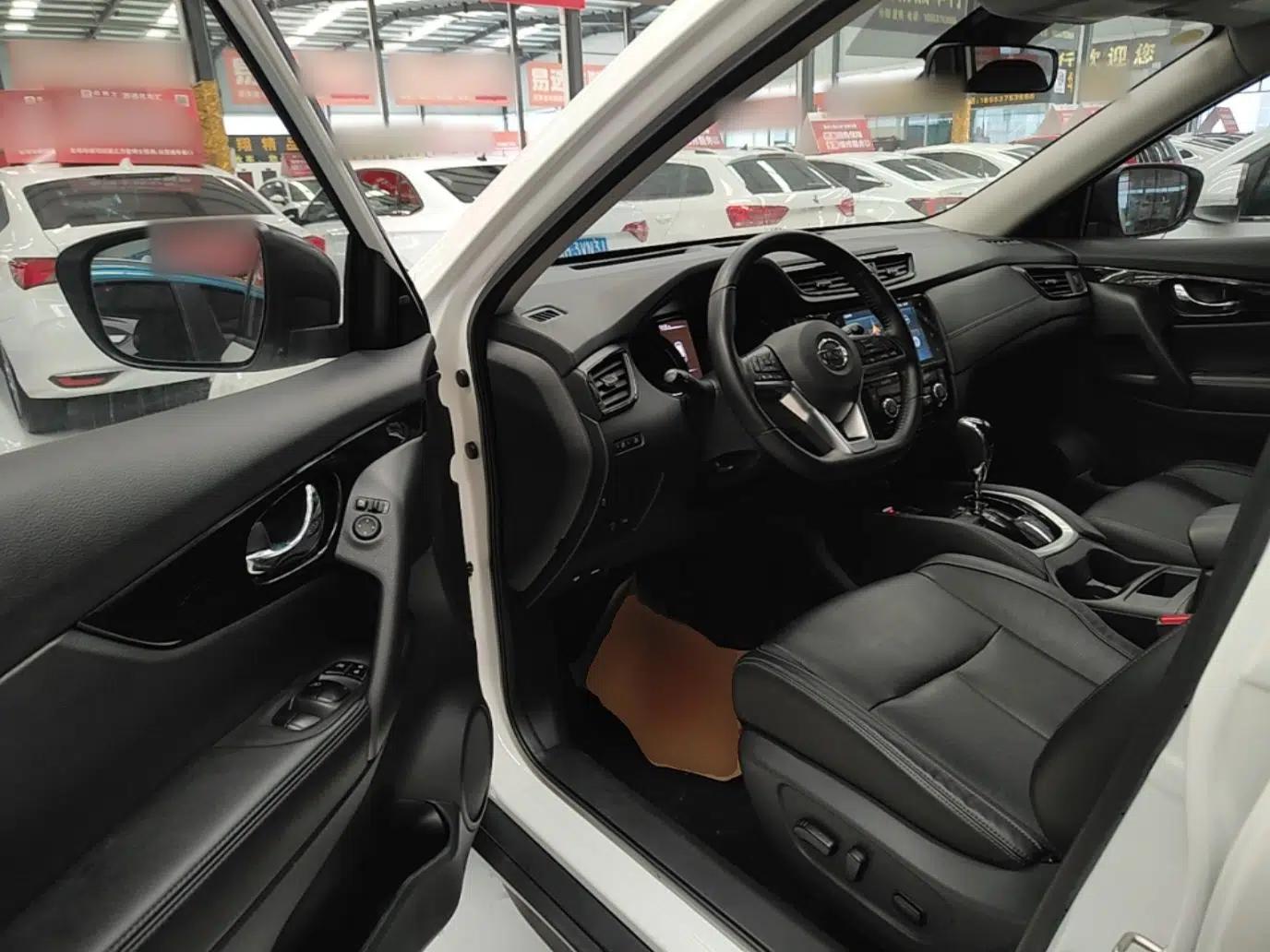 Nissan X-Trail 2020 2.0L XL Premium CVT 2WD SmartConnect Luxury Edition — миниатюра 19