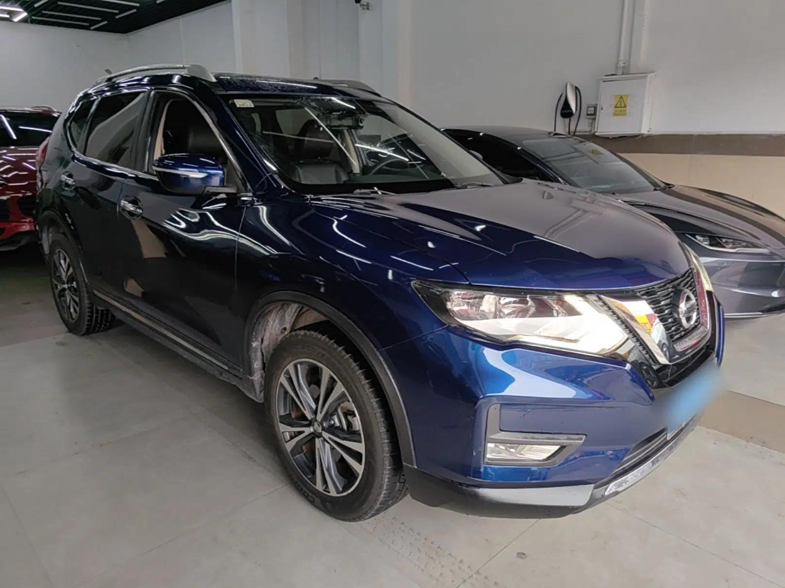 Nissan X-Trail 2017 2.5L CVT 7-Seater Leading Edition 4WD — миниатюра 3