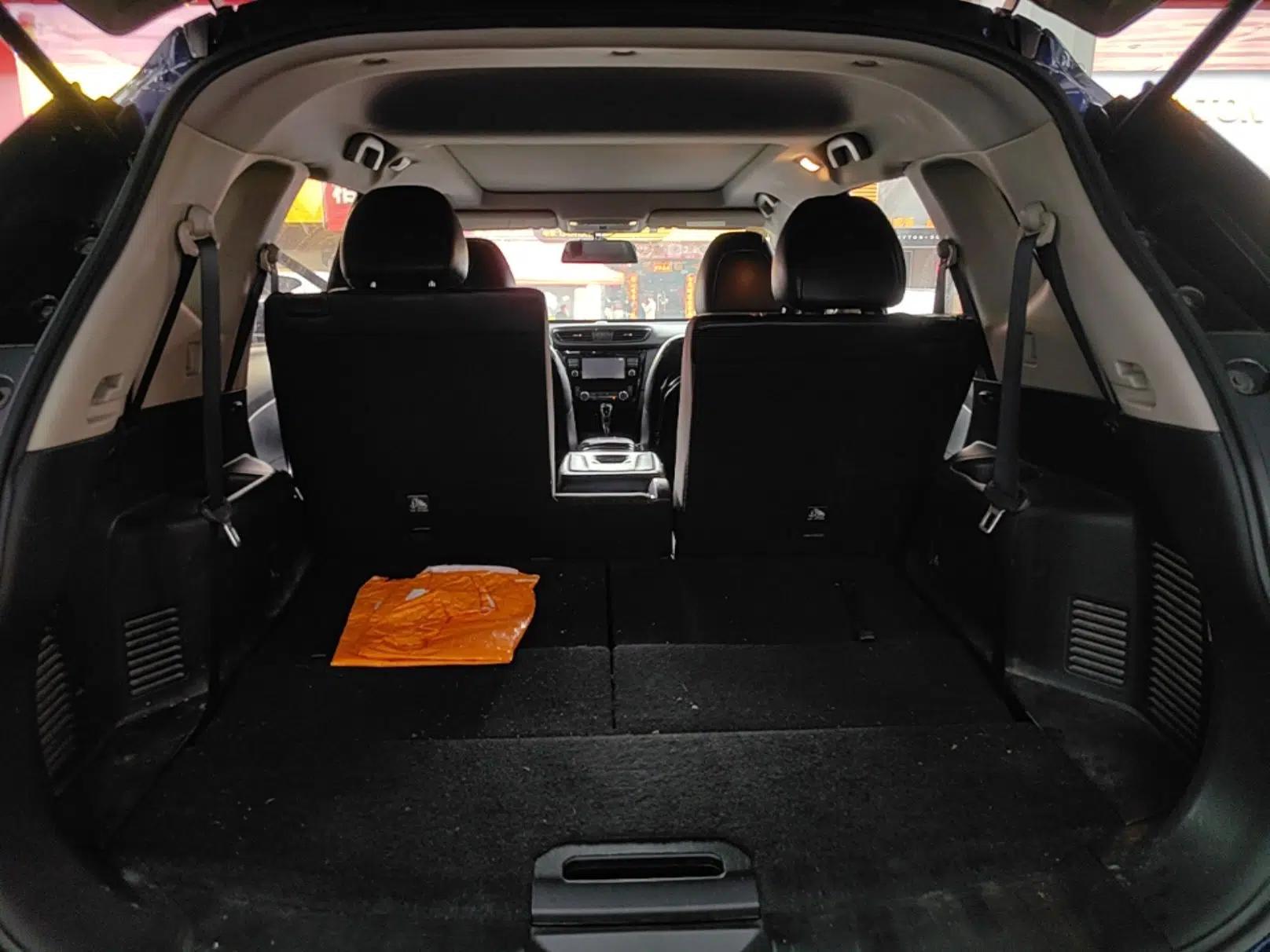 Nissan X-Trail 2017 2.5L CVT 7-Seater Leading Edition 4WD — миниатюра 22