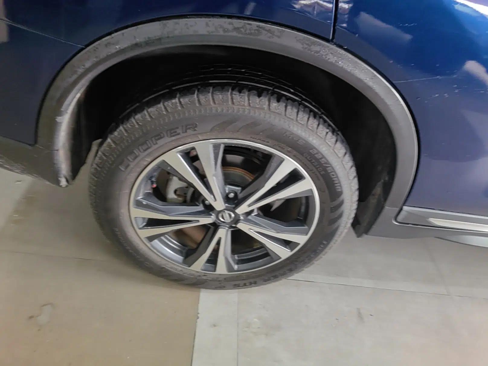 Nissan X-Trail 2017 2.5L CVT 7-Seater Leading Edition 4WD — миниатюра 10