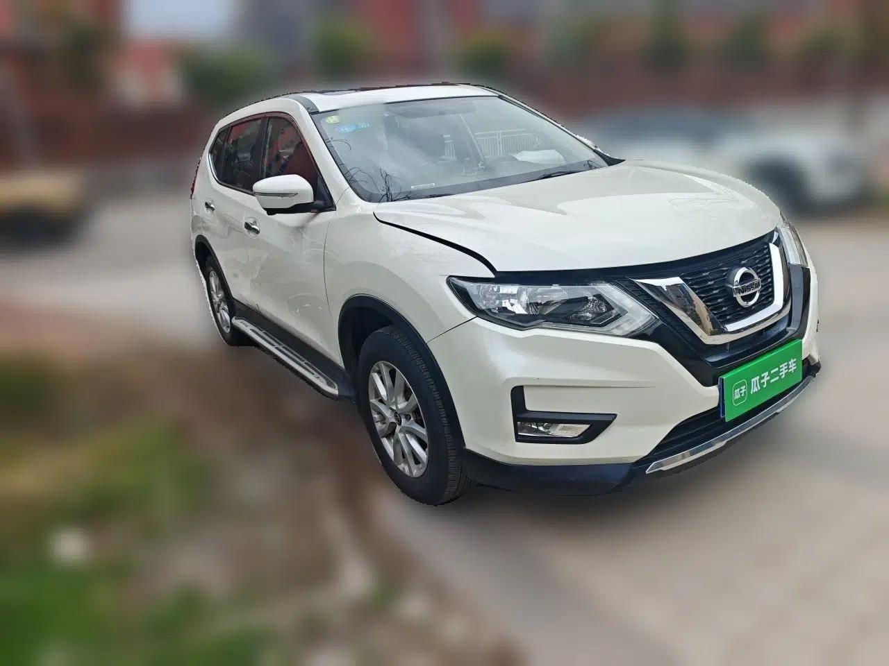 Nissan X-Trail 2017 2.0L CVT Comfort Edition 2WD — миниатюра 3