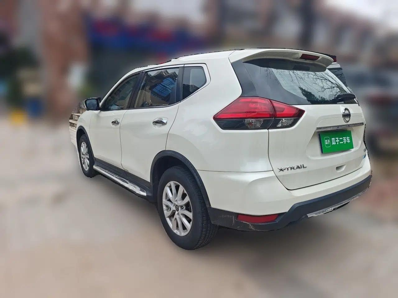 Nissan X-Trail 2017 2.0L CVT Comfort Edition 2WD — миниатюра 4