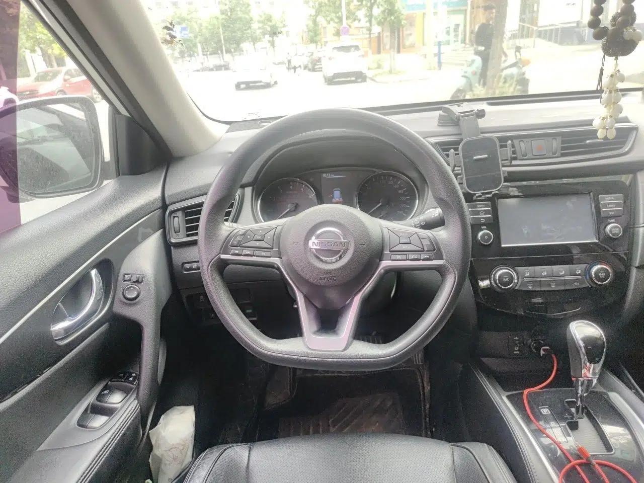 Nissan X-Trail 2017 2.0L CVT Comfort Edition 2WD — миниатюра 11