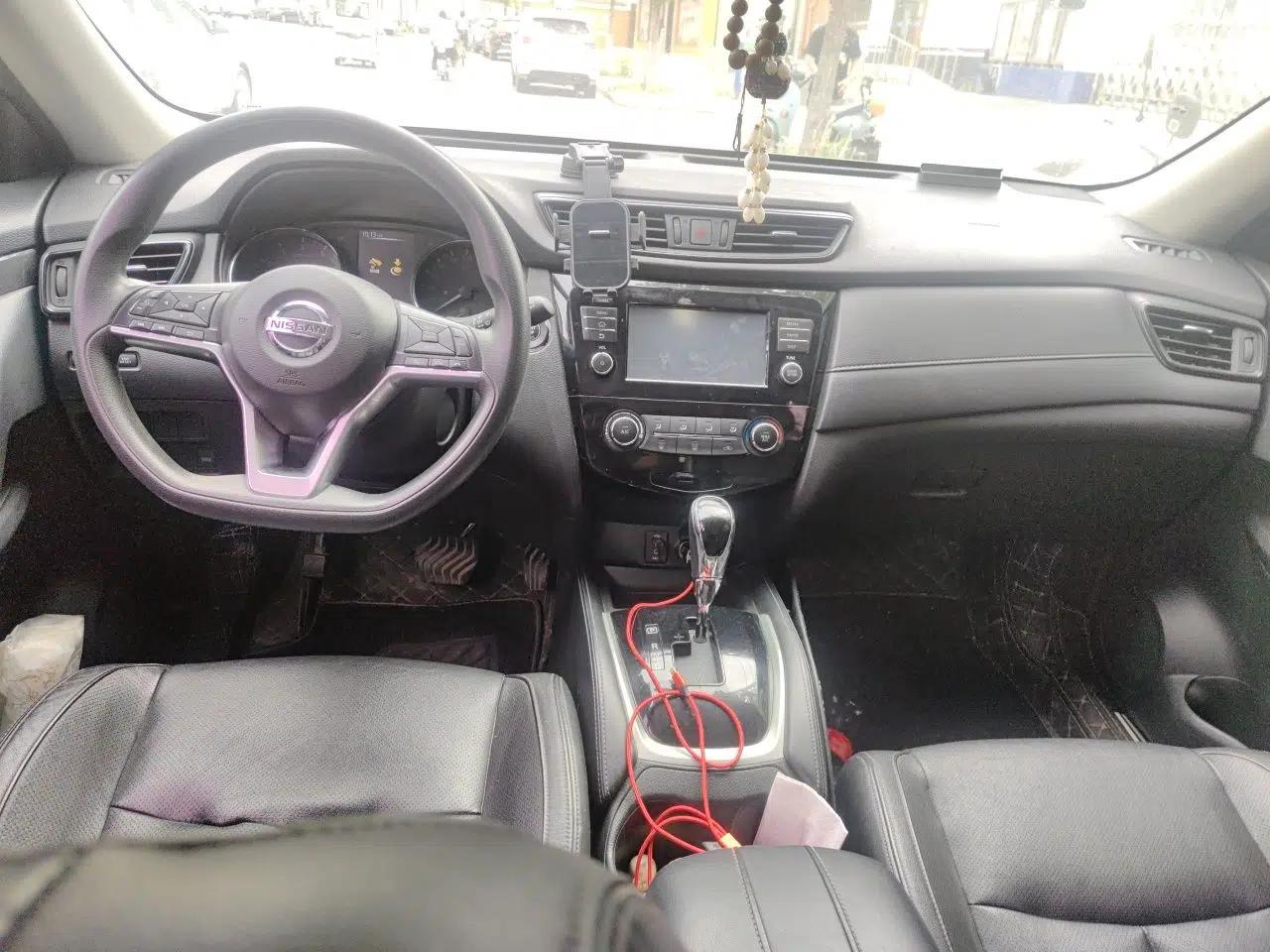 Nissan X-Trail 2017 2.0L CVT Comfort Edition 2WD — миниатюра 10