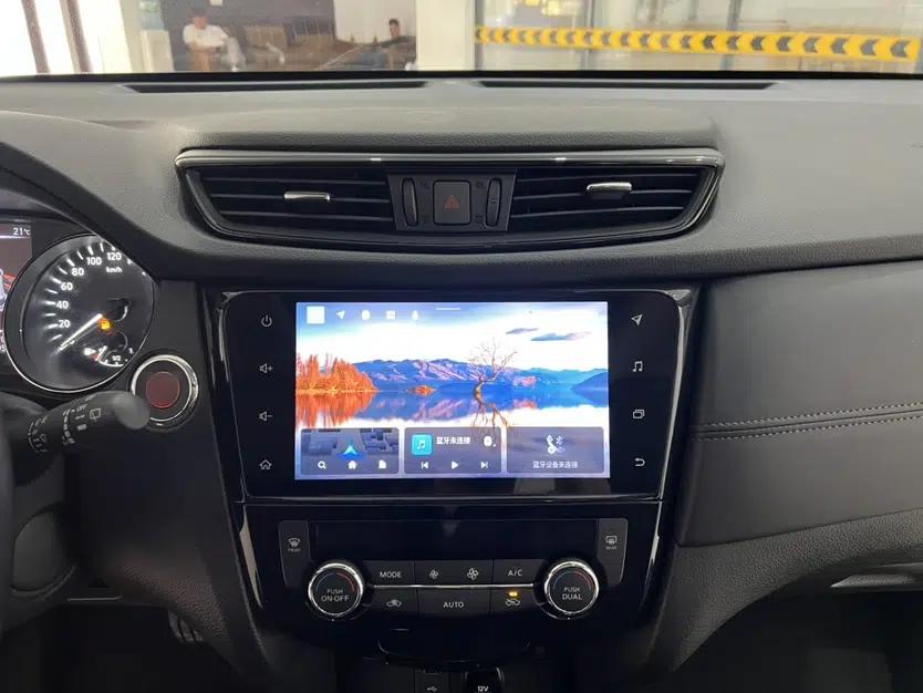 Nissan X-Trail 2021 2.0L CVT 2WD XL Premium Commemorative Edition — миниатюра 13