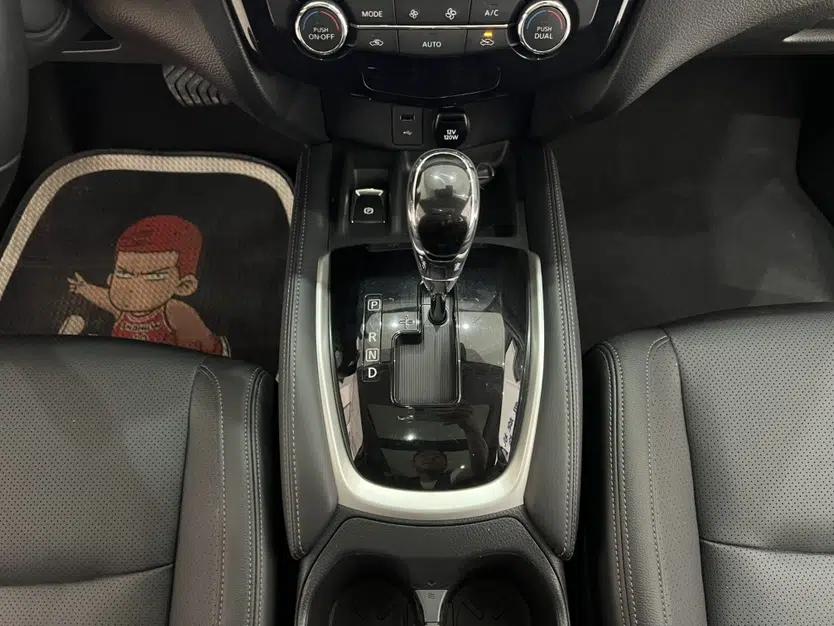 Nissan X-Trail 2021 2.0L CVT 2WD XL Premium Commemorative Edition — миниатюра 14