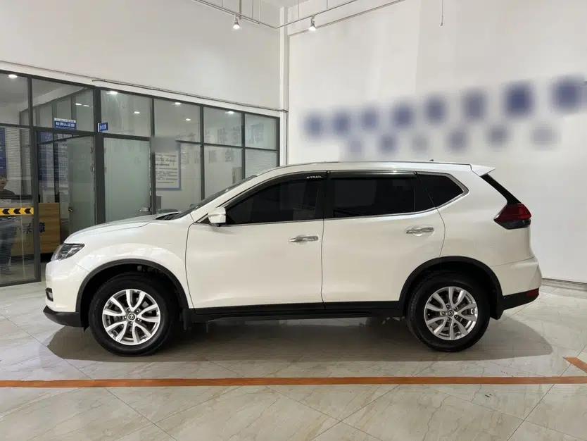 Nissan X-Trail 2021 2.0L CVT 2WD XL Premium Commemorative Edition — миниатюра 4