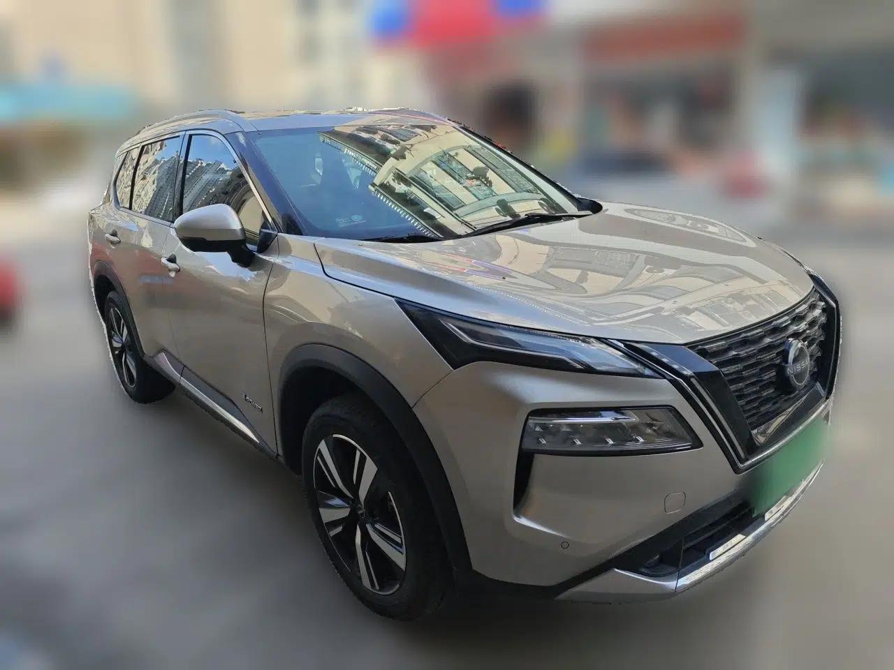 Nissan X-Trail 2023 e-POWER Ultra-Hybrid Dual-Motor All-Wheel-Drive Supreme Edition — миниатюра 3