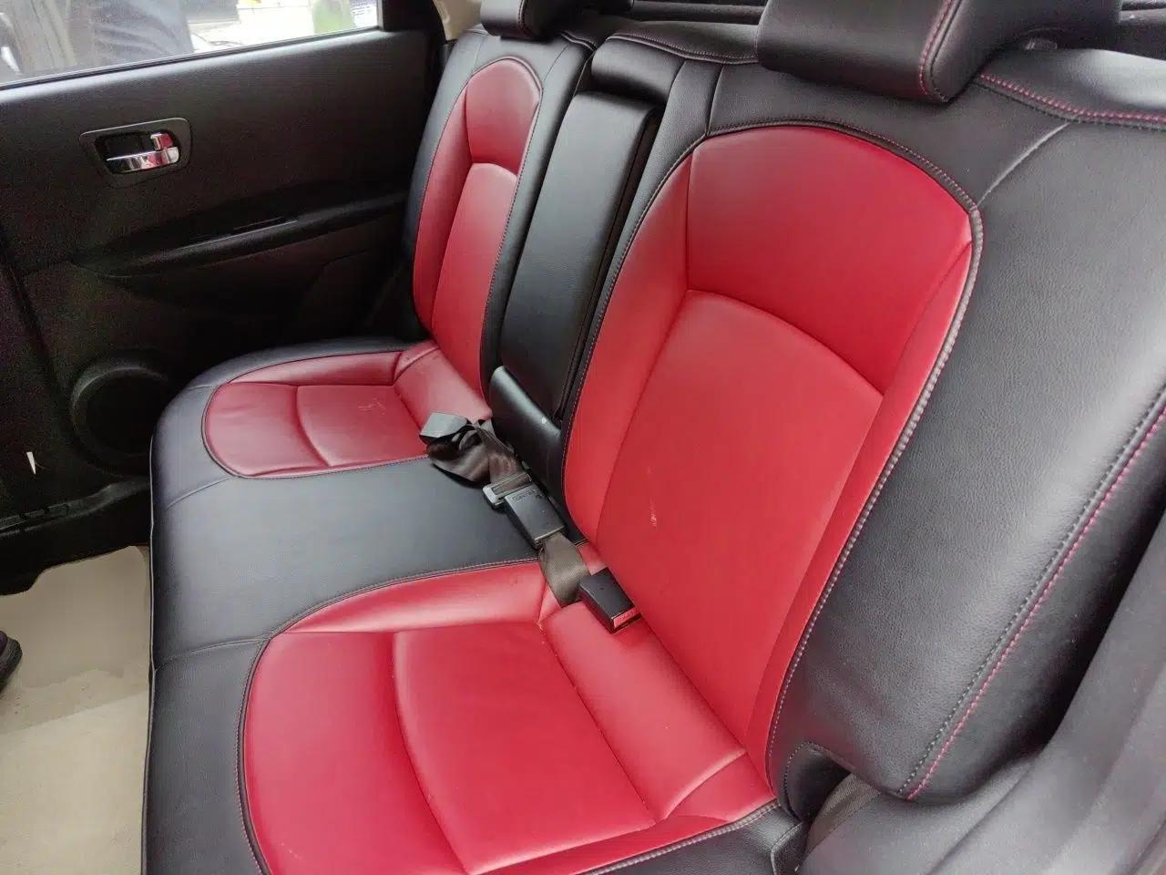 Nissan Qashqai 2012 2.0 XL Fire CVT 2WD — миниатюра 18