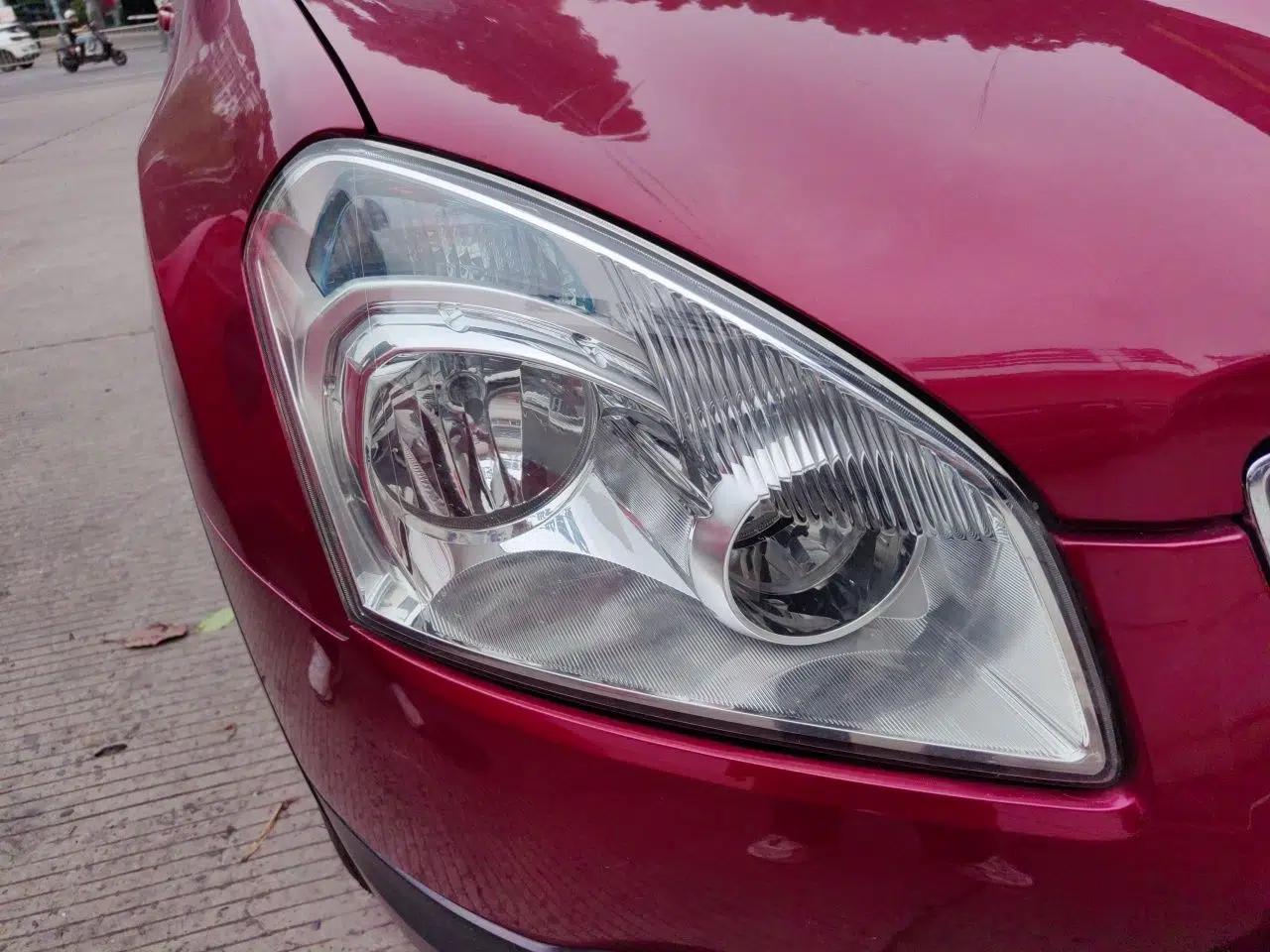 Nissan Qashqai 2012 2.0 XL Fire CVT 2WD — миниатюра 7