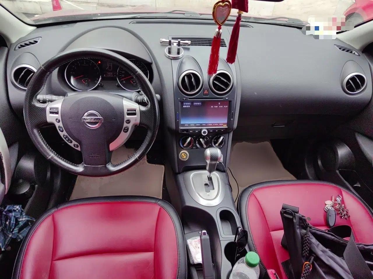 Nissan Qashqai 2012 2.0 XL Fire CVT 2WD — миниатюра 10