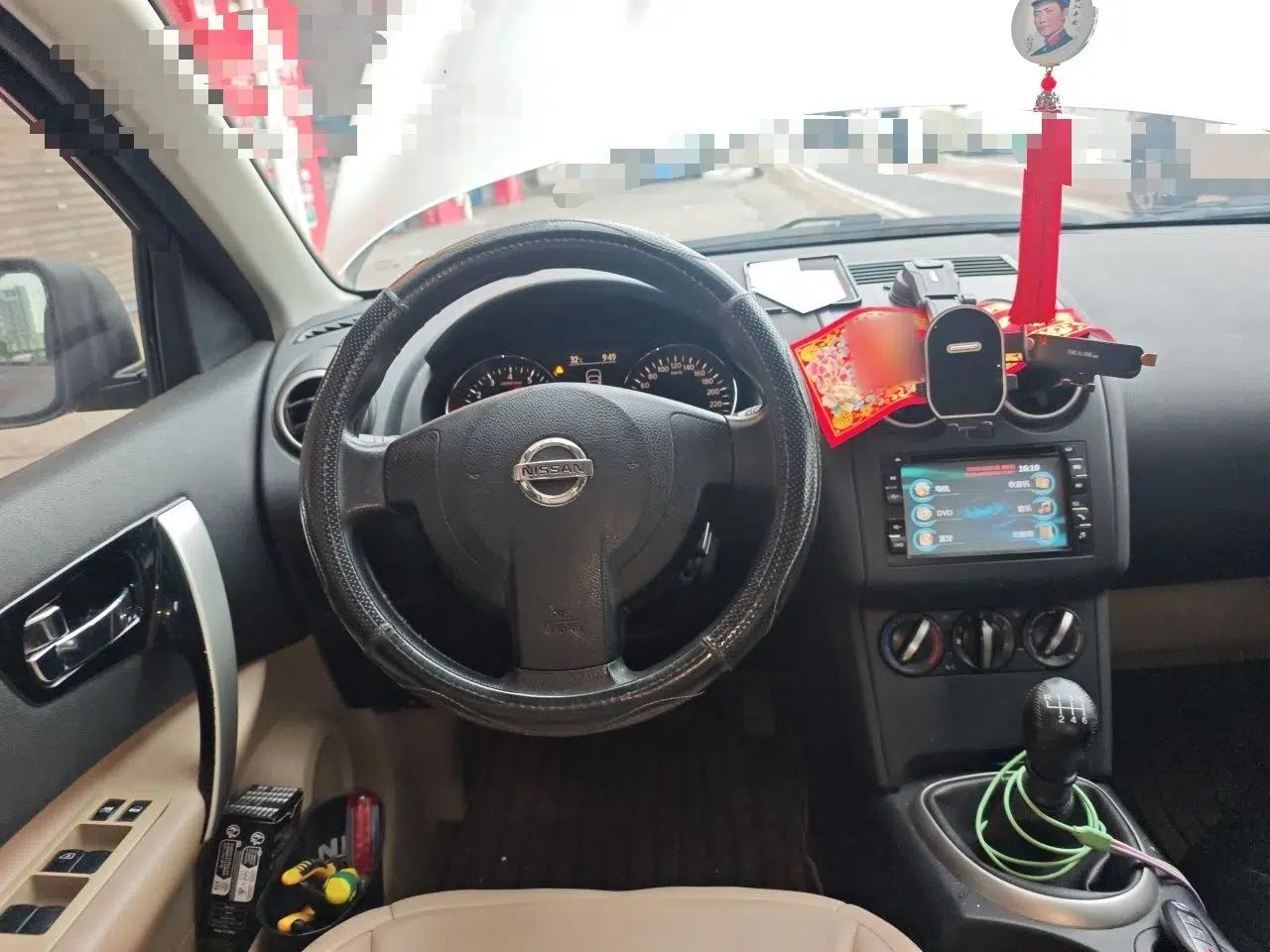 Nissan Qashqai 2012 2.0 XL Fire 6MT 2WD — миниатюра 11