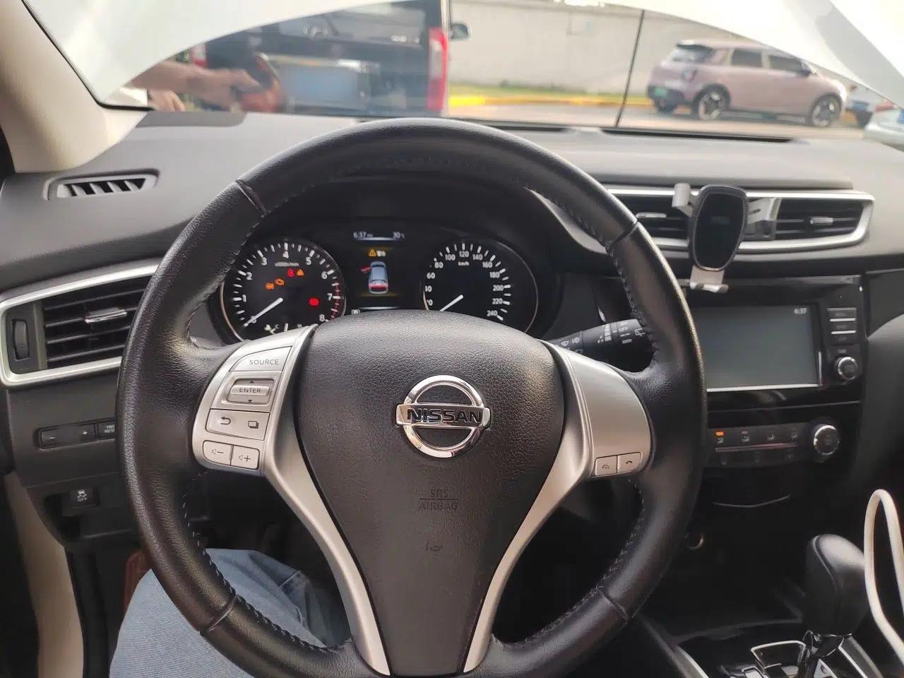 Nissan Qashqai 2017 2.0L CVT Smart Enjoyment Version China V Standard — миниатюра 11