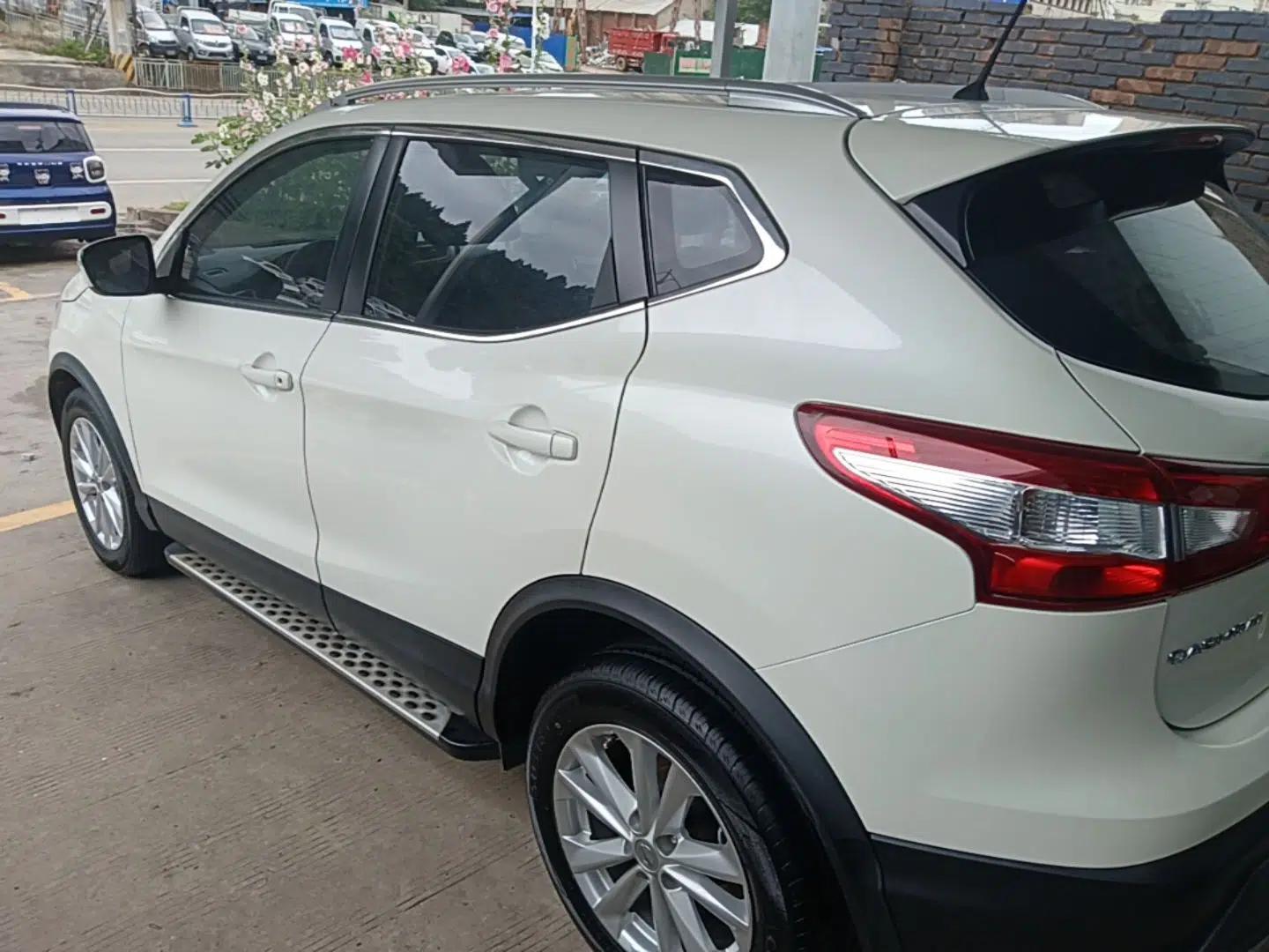 Nissan Qashqai 2017 2.0L CVT Elite Edition China V Standard — миниатюра 4